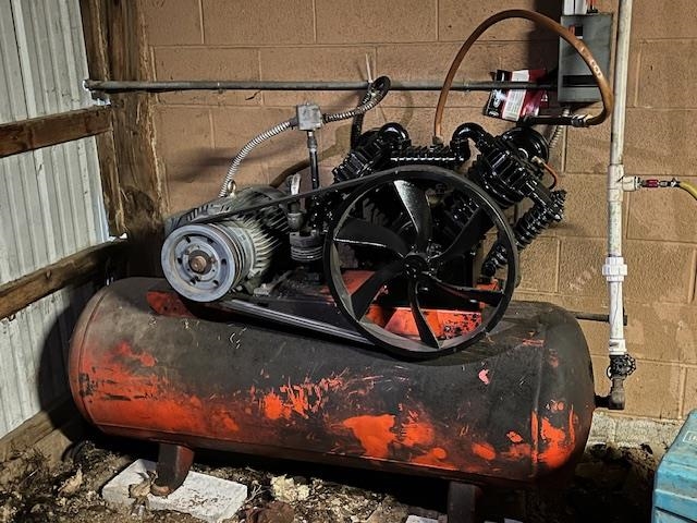 Metes & Bounds - Commercial Sale