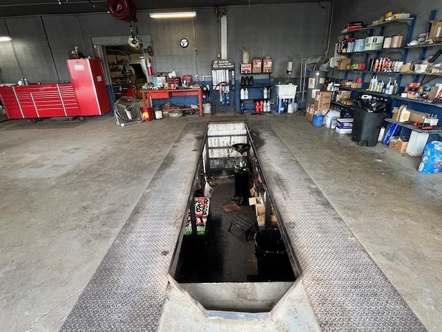 Metes & Bounds - Commercial Sale