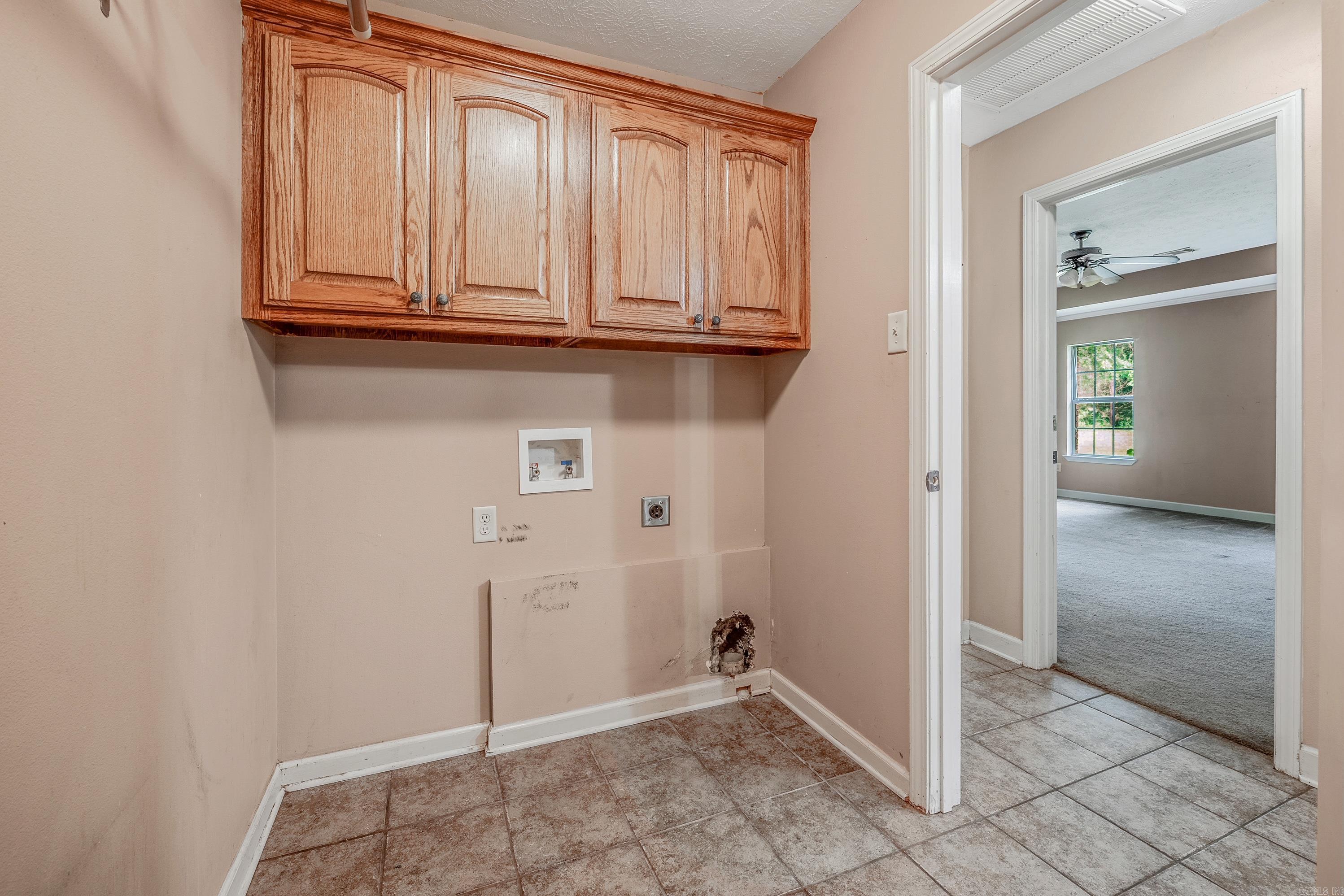 ARNOLDSBURG - Residential