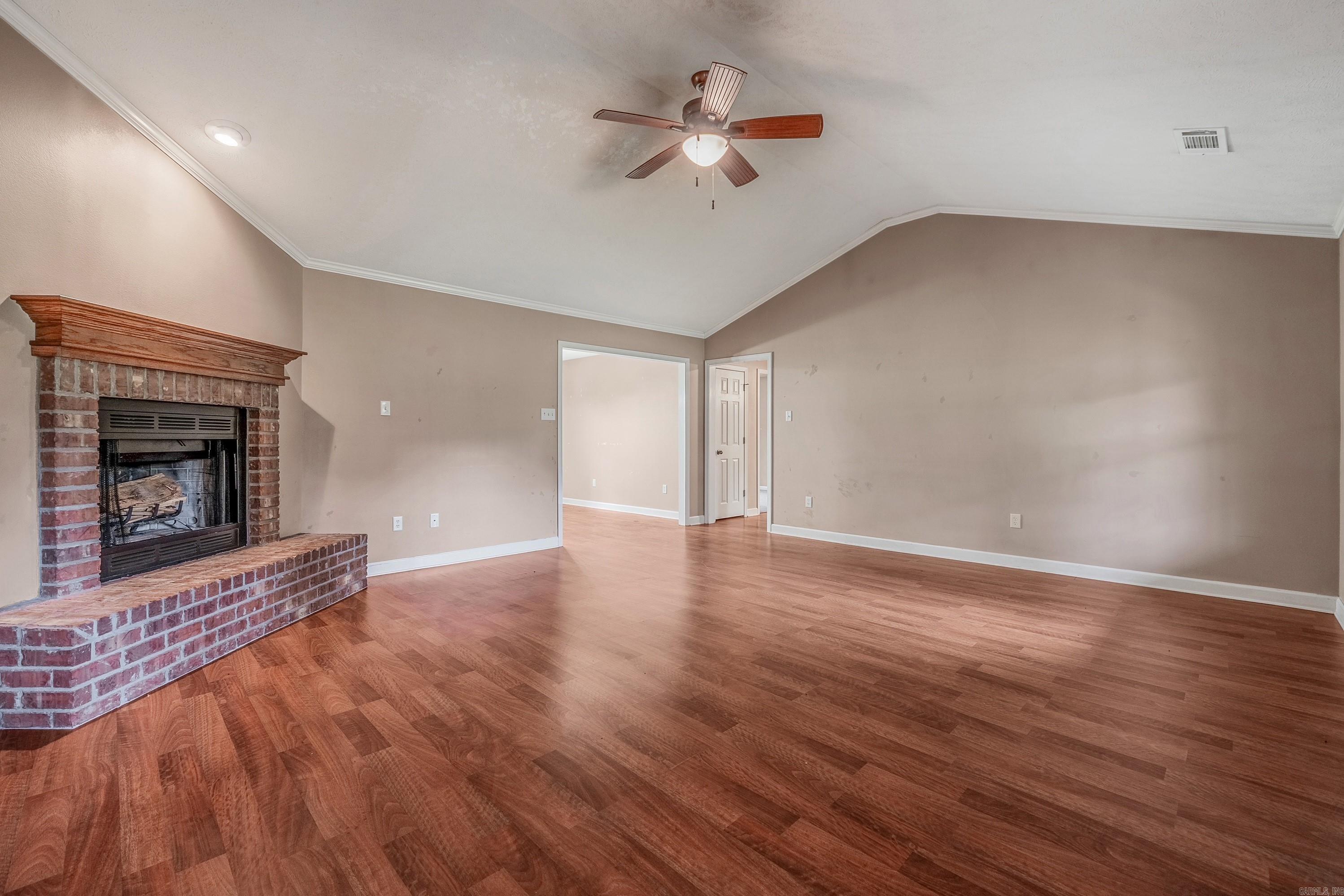 ARNOLDSBURG - Residential