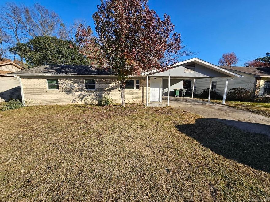 Charming 3BD/2BA in the quiet Sherwood area, updated throughout, that is waiting for you to make it your home. New sleek vinyl flooring throughout. Cozy living room. New granite countertops. Eat-in-kitchen, equipped with appliances, perfect for spending time cooking, eating, and socializing. Ceiling fans and plenty of closet space in bedrooms. Bathroom remodeled with white subway tile for the shower/tub backsplash. This property is managed by Hoffman Team so beware of scammers - we will never ask you to Cashapp us money. The lease for this property is for 18 months to 2 years with a 3% increase after the first year. Income must be 3x the amount of rent. This property does not accept section 8.