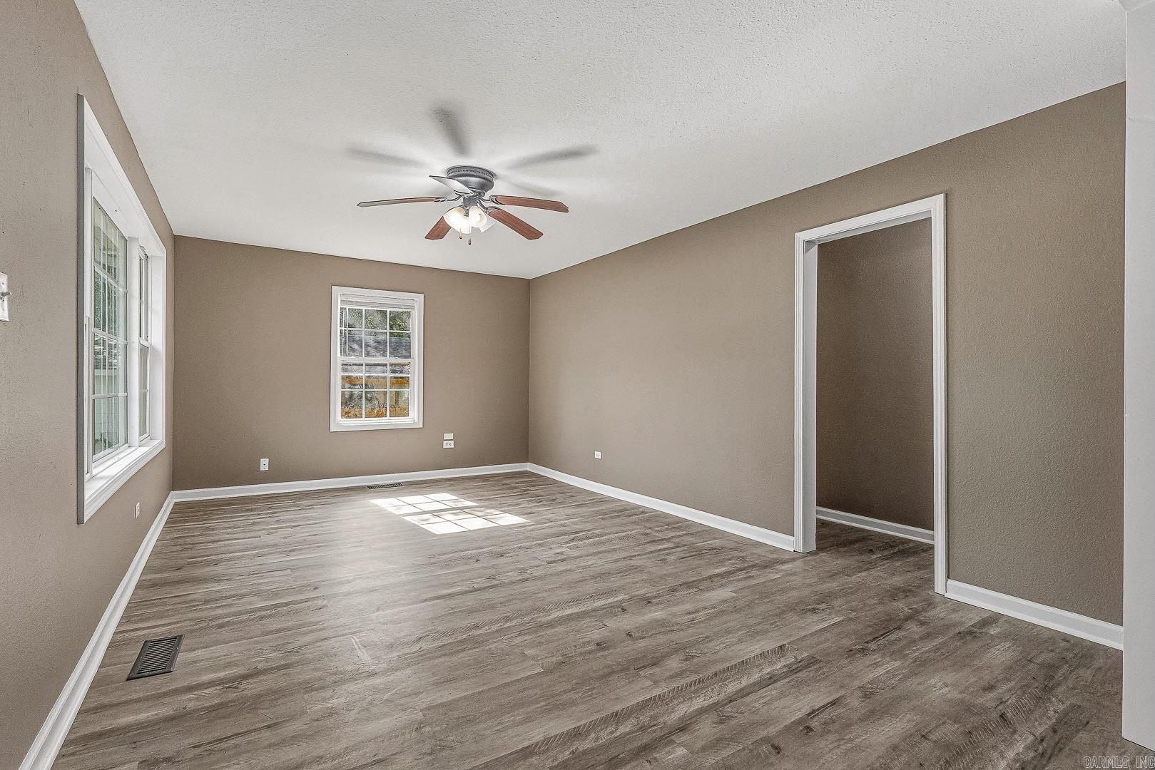 HOWELL - Residential
