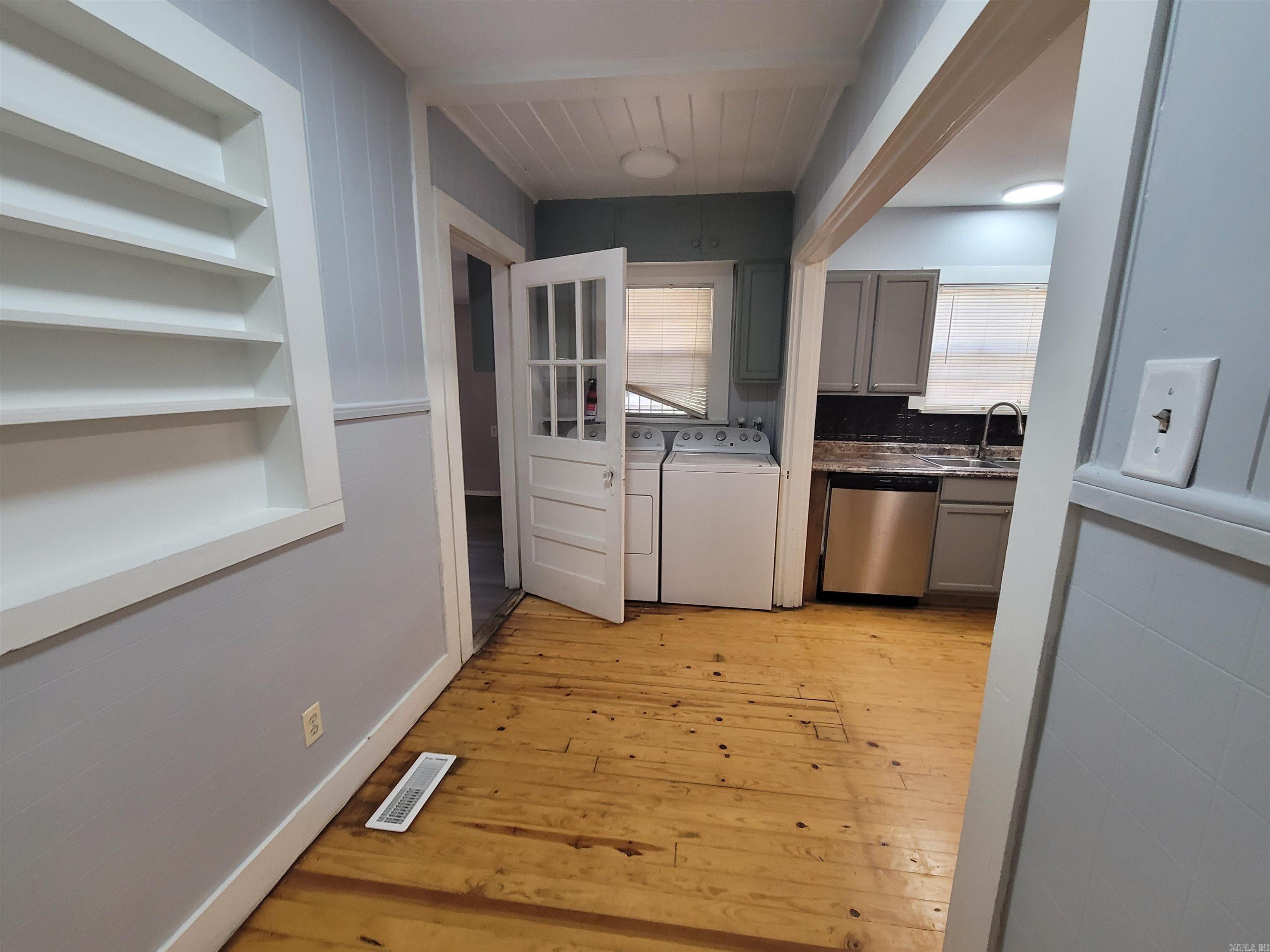 Bayles - Residential Lease