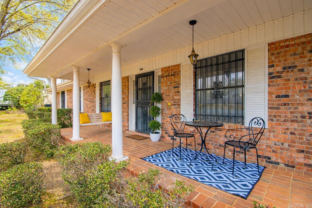 FOXWOOD J - Residential