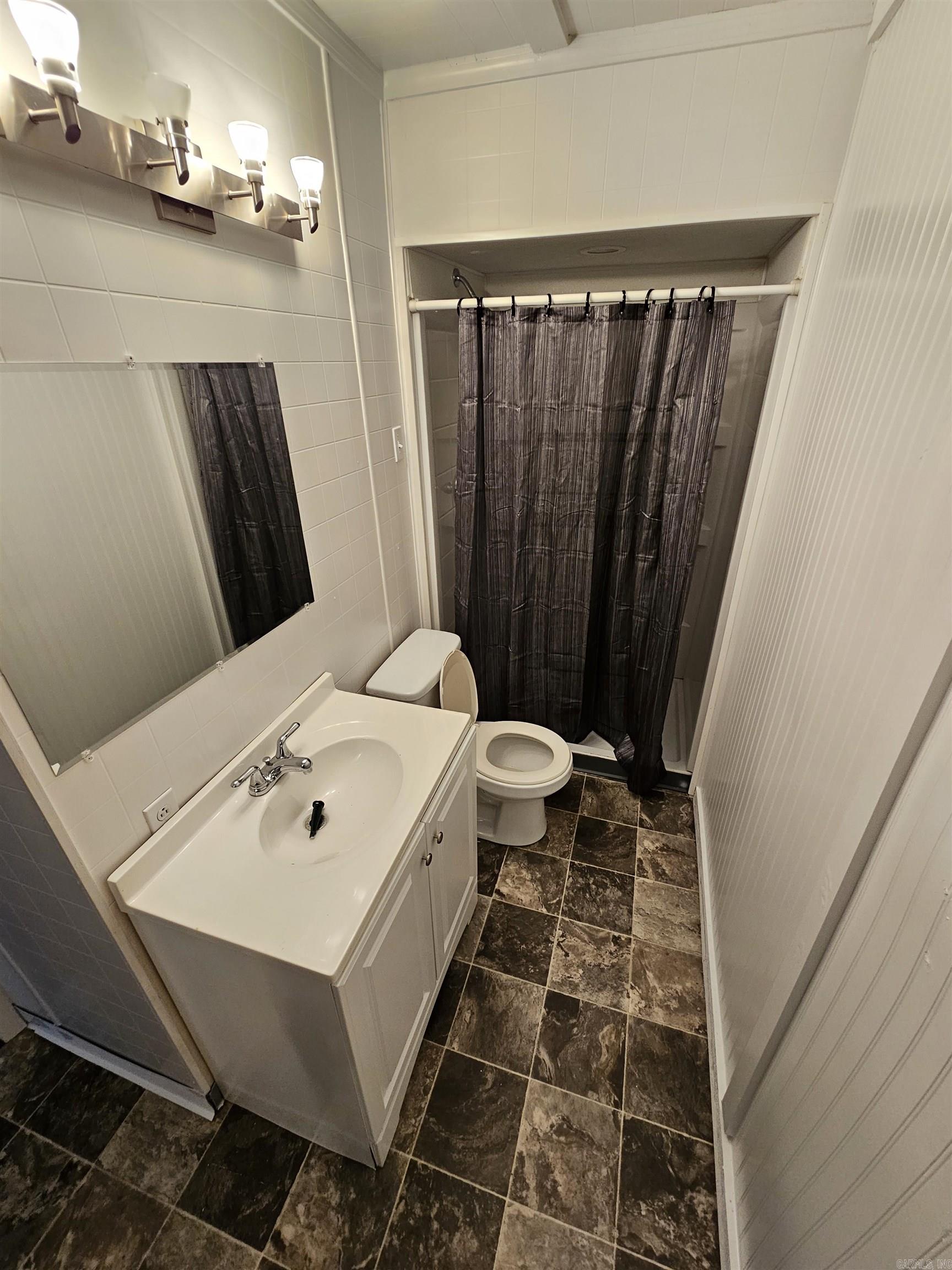 Valley View - Residential Lease