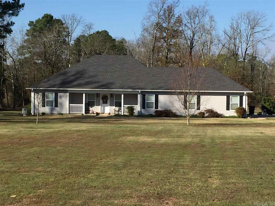 BEAUTIFUL HOME WITH ACREAGE, SALT WATER POOL, THREE BAY STORAGE WITH LARGE UNFINISHED ROOM ABOVE, WHOLE HOME GENERATOR, LARGE FAMILY ROOM WITH PELLET STOVE, LARGE EAT IN KITCHEN WITH GRANITE COUNTER TOPS, LARGE COVERED PORCH WITH OUTDOOR FIREPLACE LOOKING OUT AT THE POOL, MARATHON WATER HEATER. COME CHECK THIS HOME OUT!