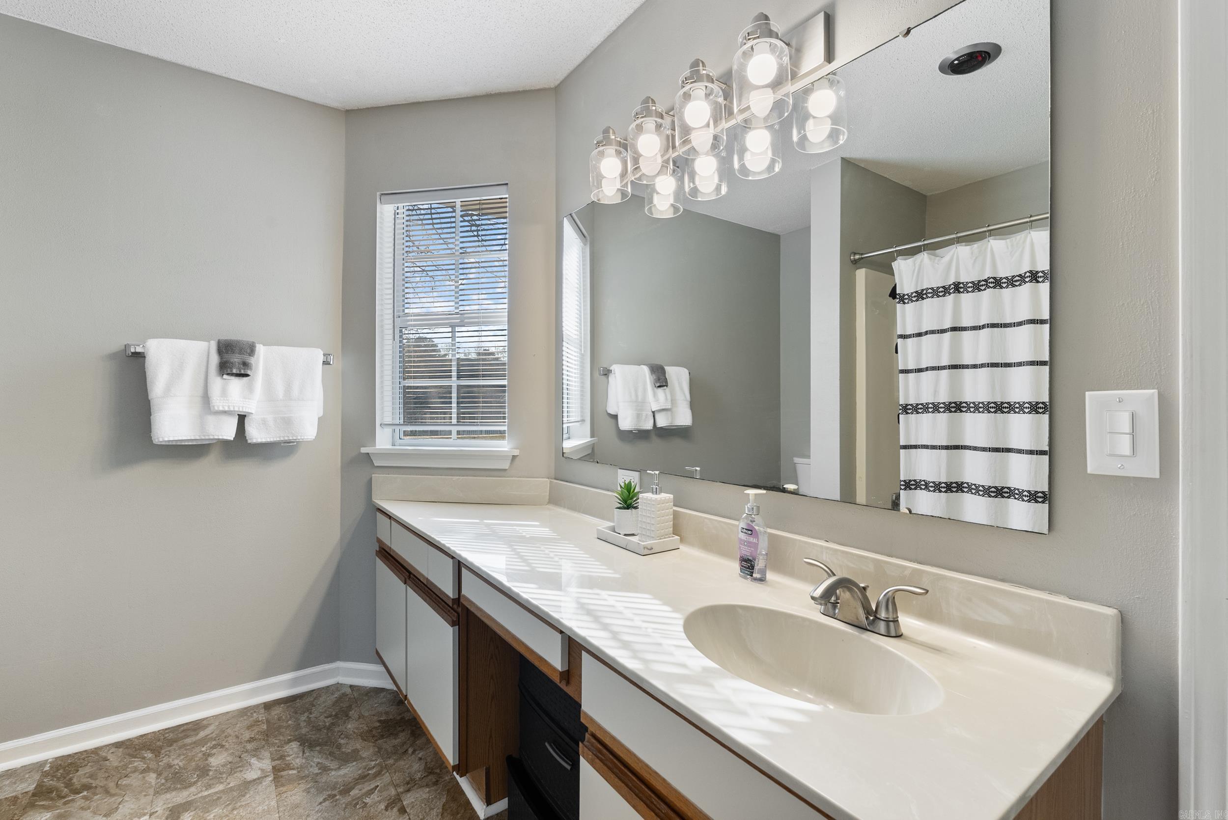 SUMMERHILL PLACE CONDOS - Residential