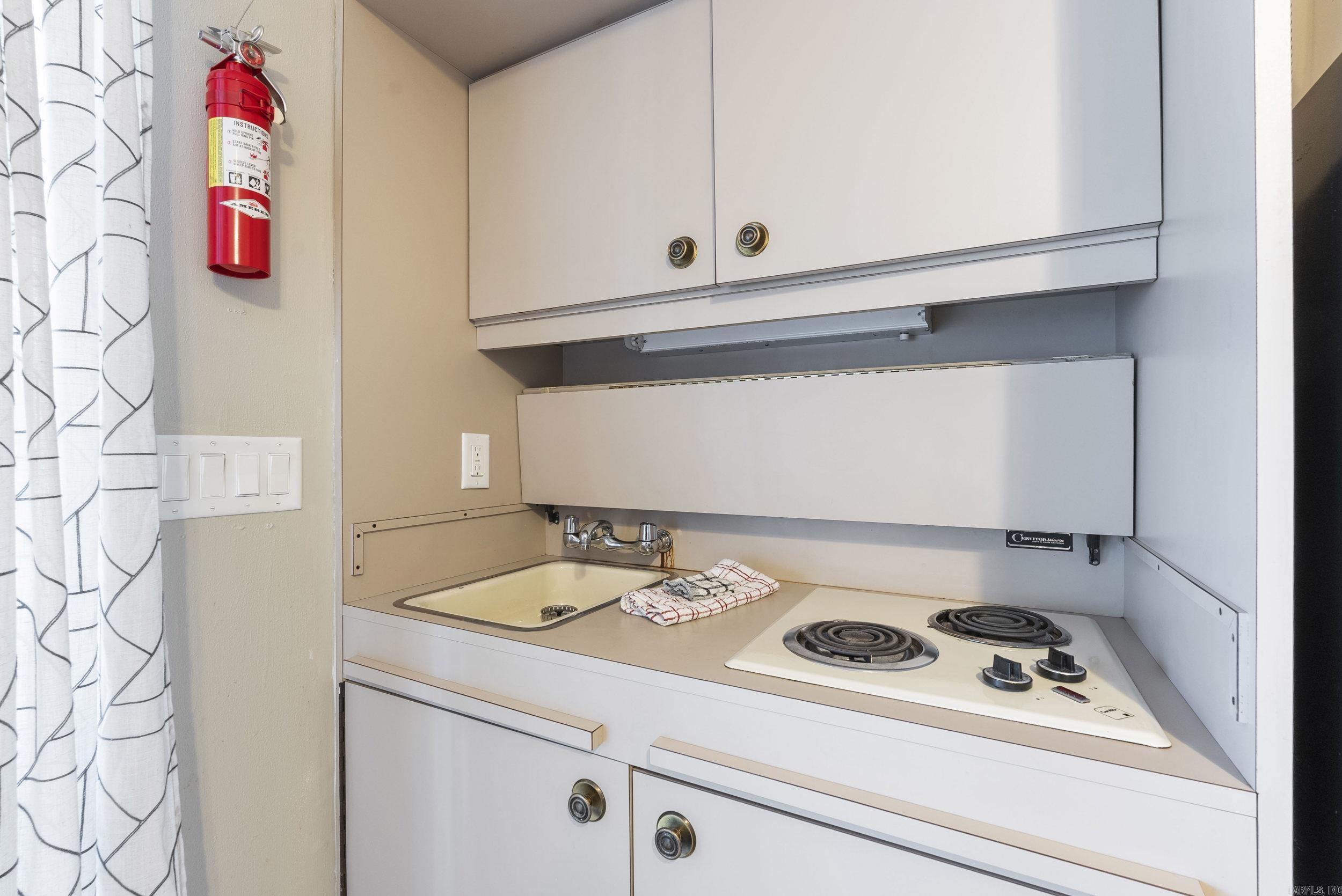 SUMMERHILL PLACE CONDOS - Residential