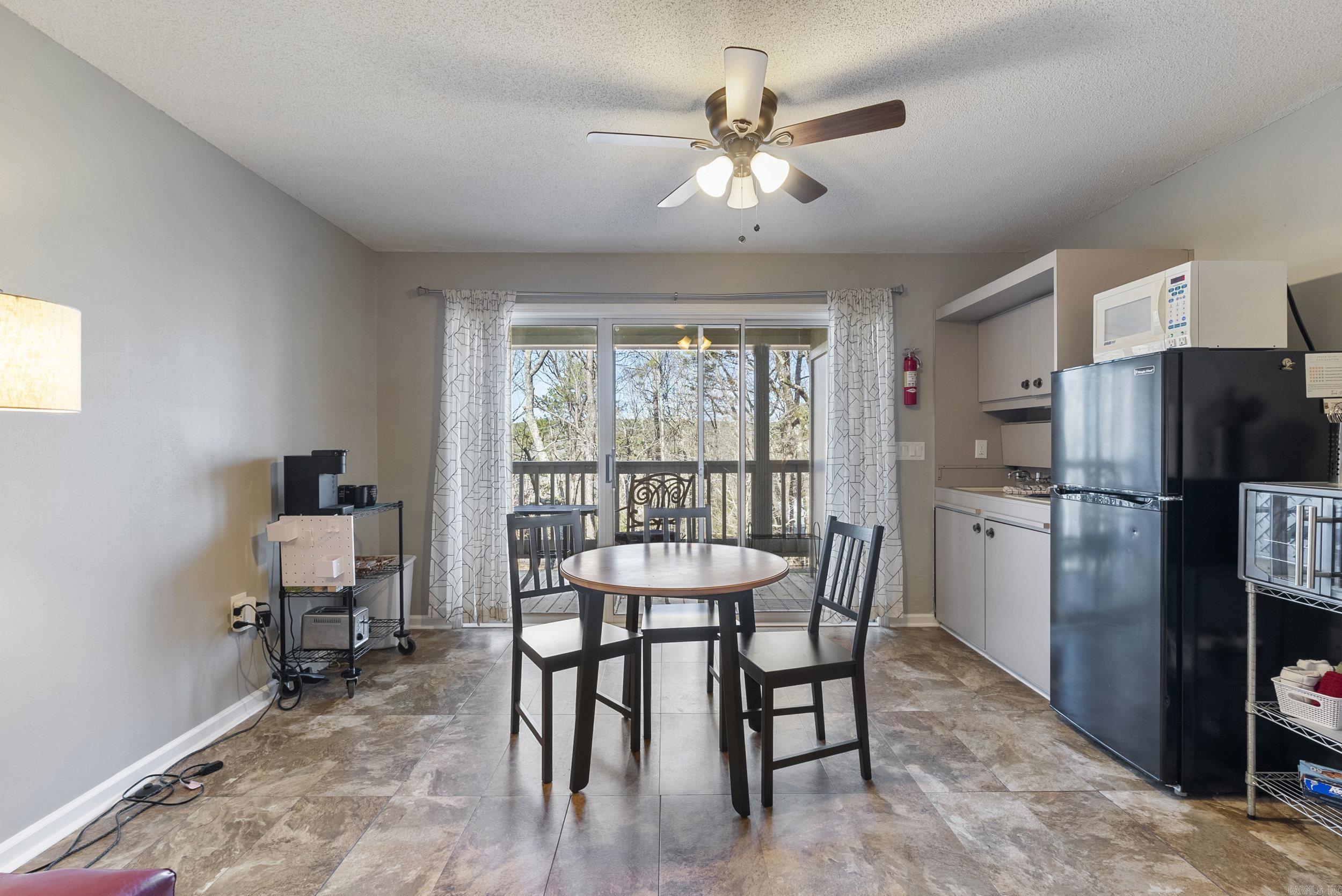 SUMMERHILL PLACE CONDOS - Residential