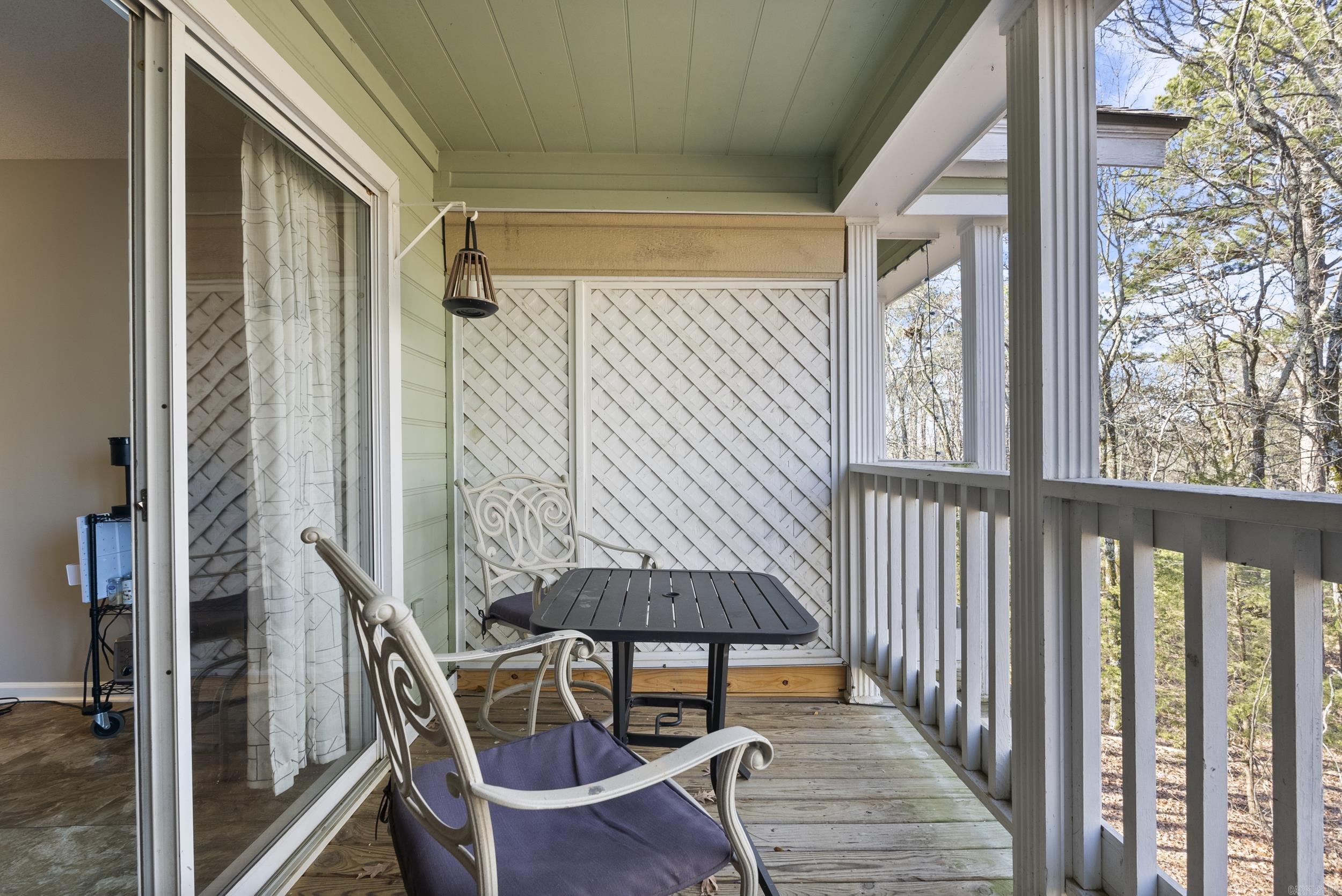 SUMMERHILL PLACE CONDOS - Residential
