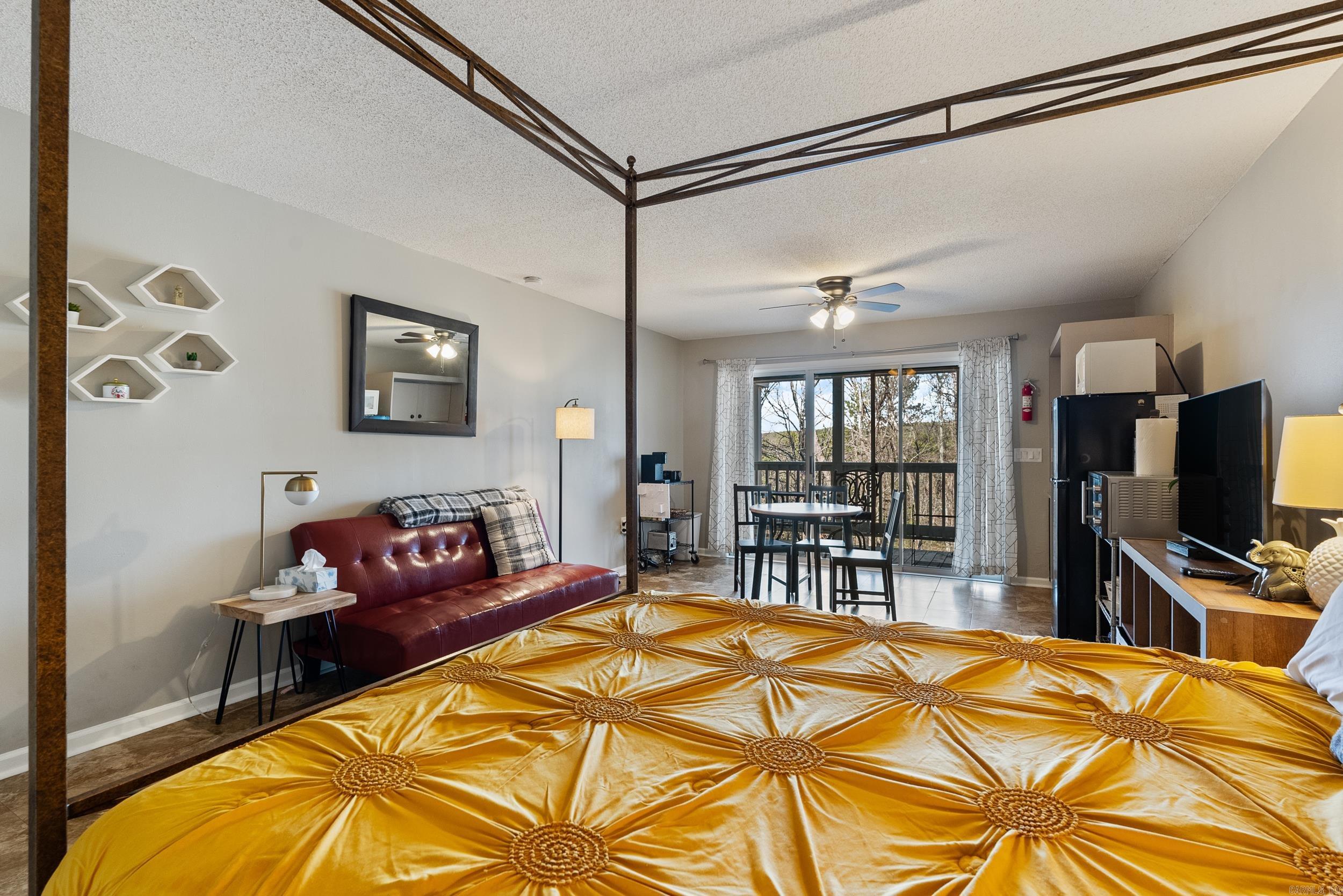 SUMMERHILL PLACE CONDOS - Residential