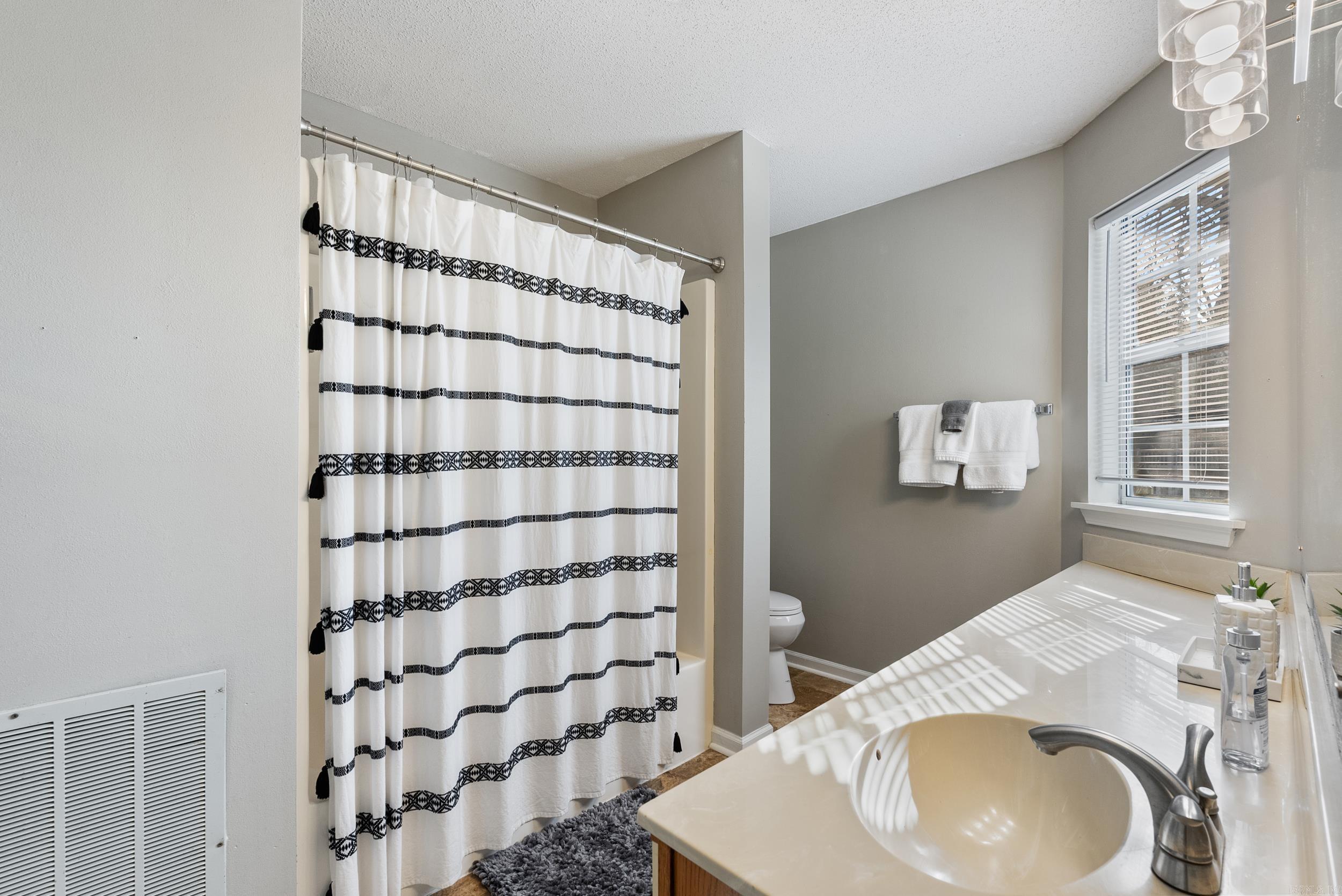 SUMMERHILL PLACE CONDOS - Residential