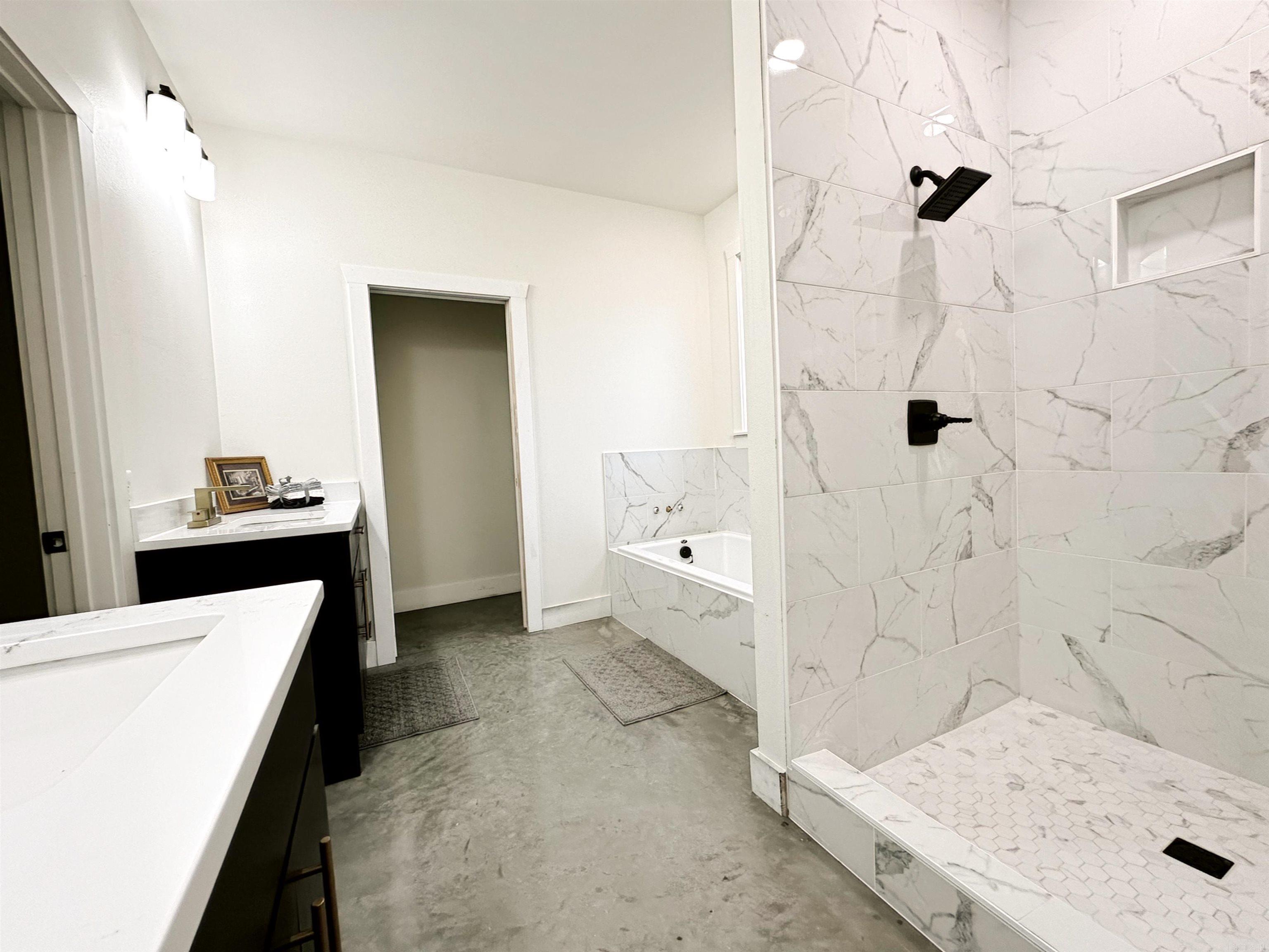 RIDGEWOOD S/D - Residential