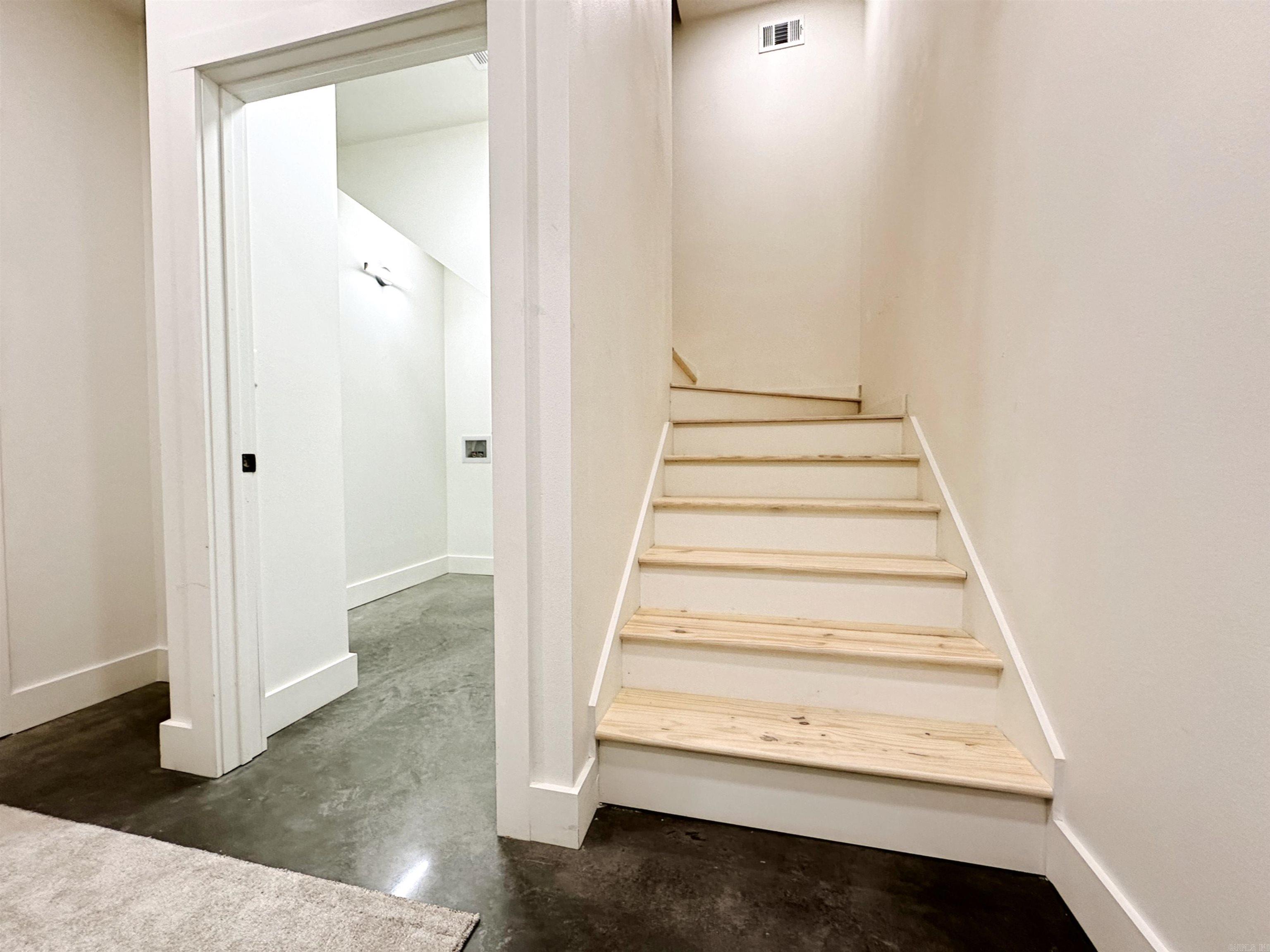 RIDGEWOOD S/D - Residential