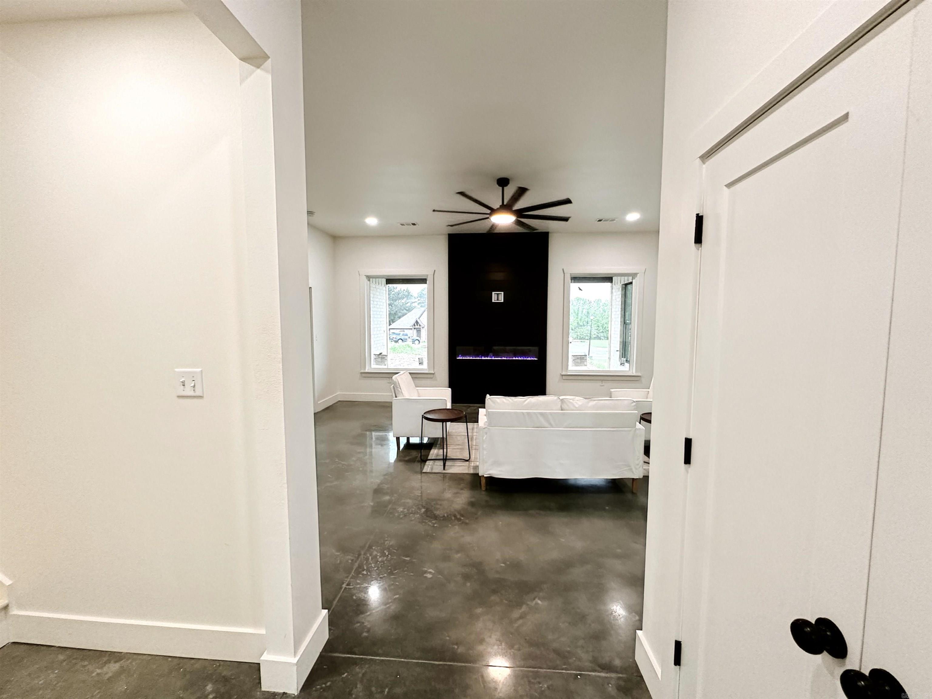 RIDGEWOOD S/D - Residential