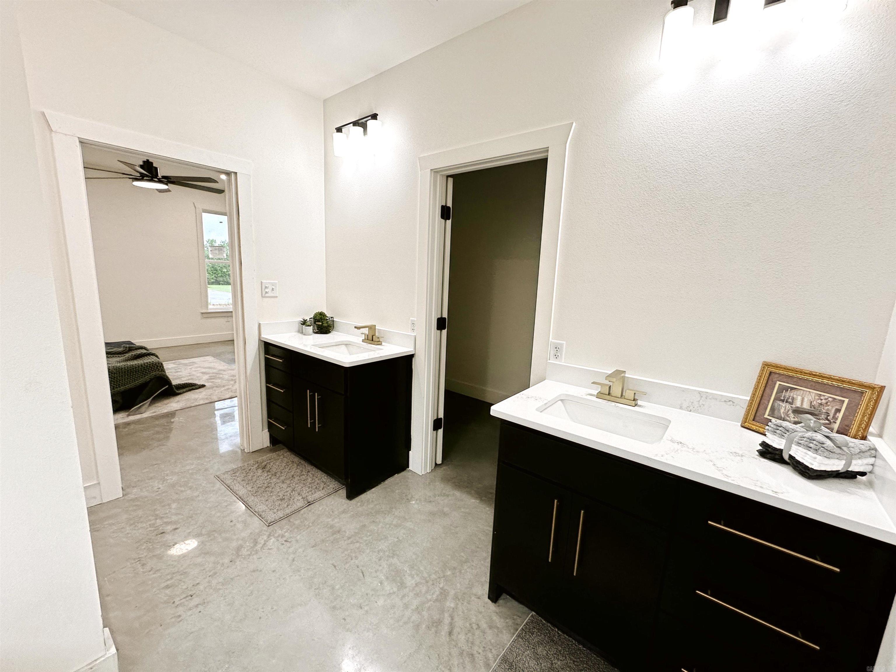 RIDGEWOOD S/D - Residential