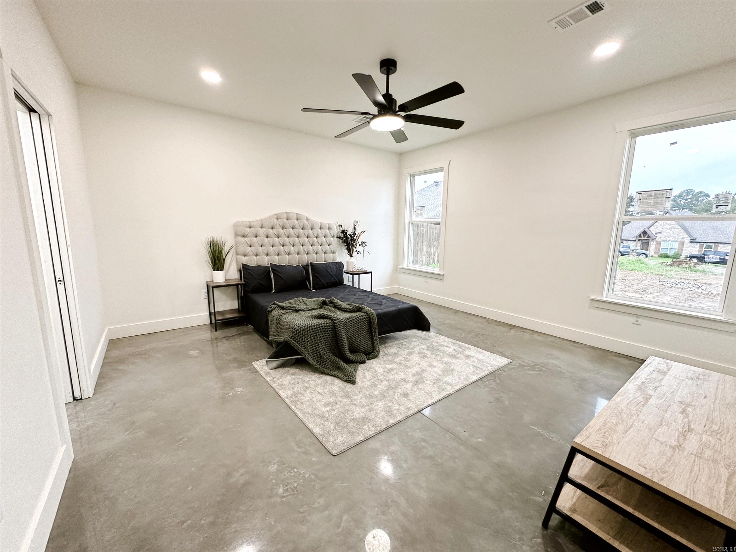 RIDGEWOOD S/D - Residential