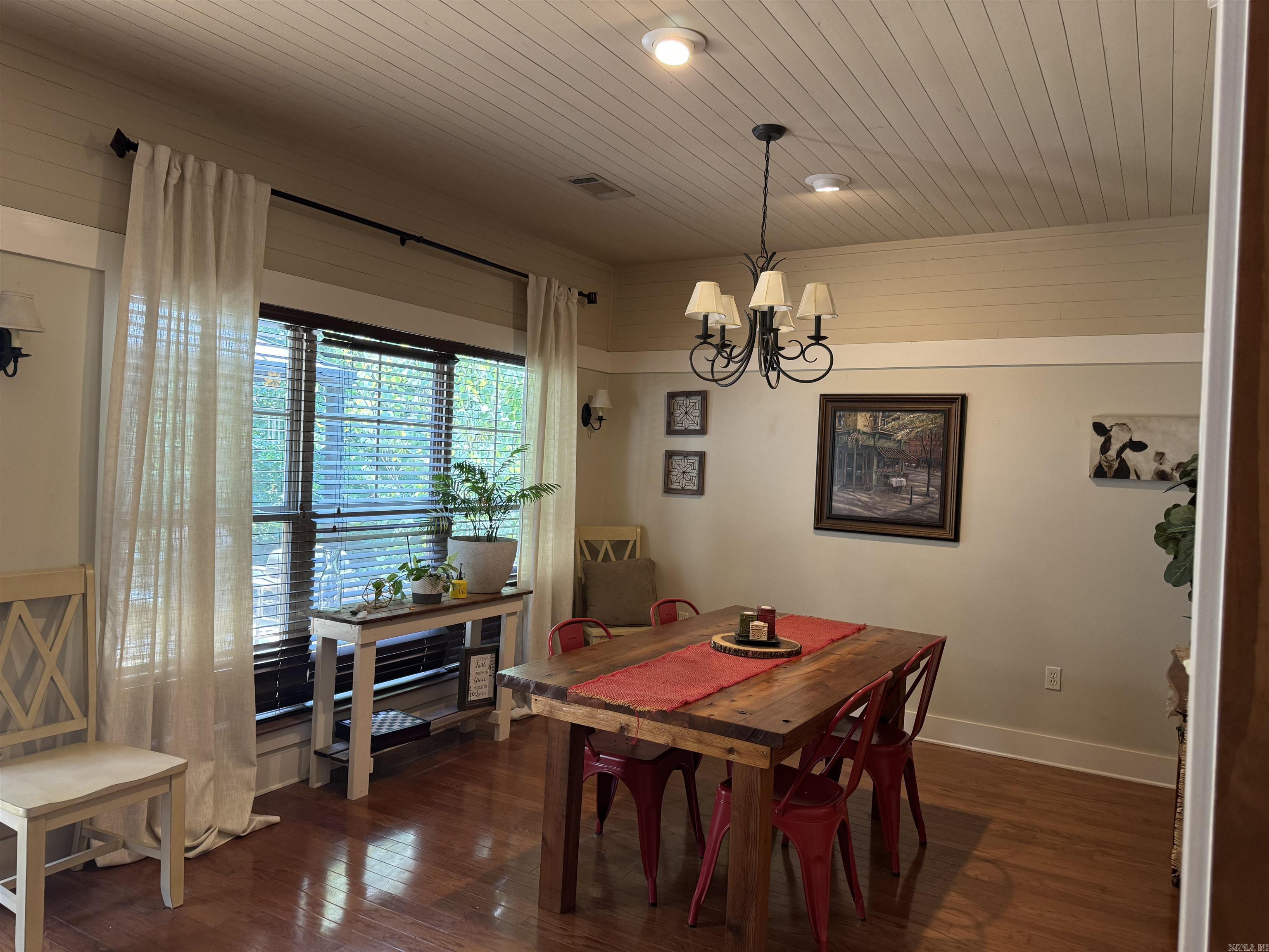 CANTERBURY PLACE - Residential