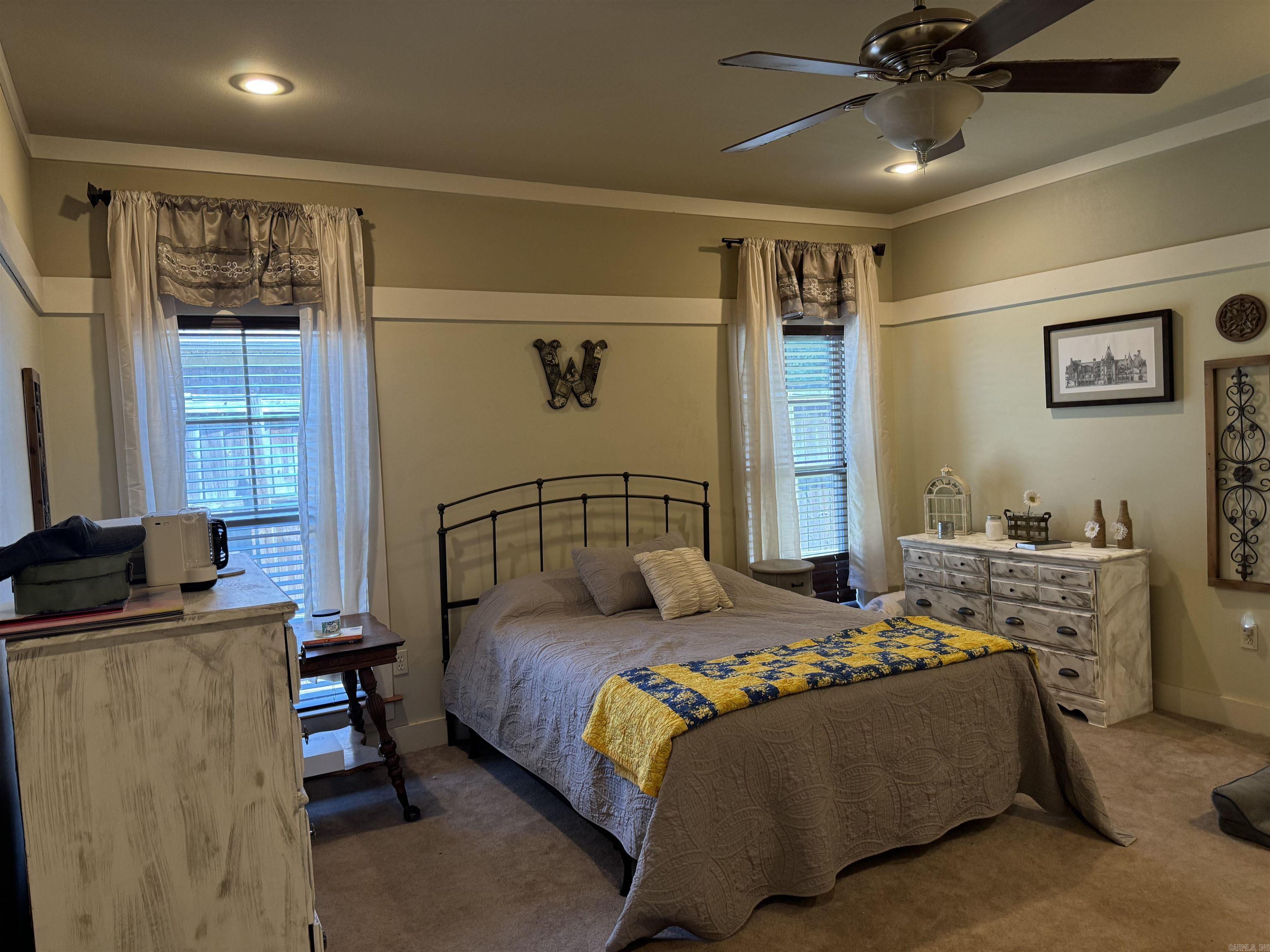 CANTERBURY PLACE - Residential