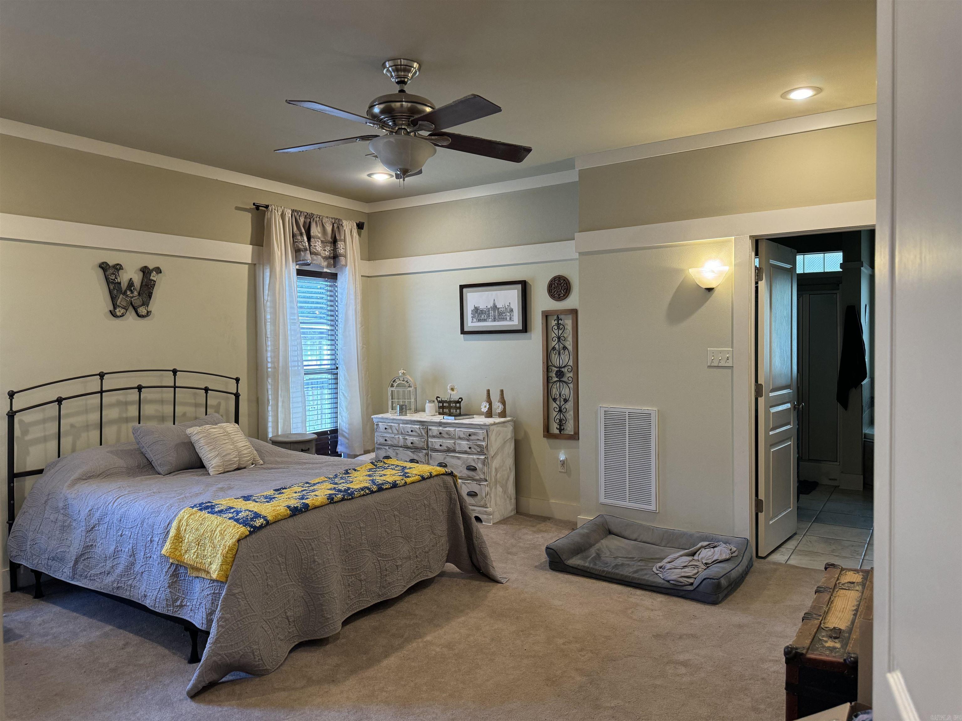 CANTERBURY PLACE - Residential