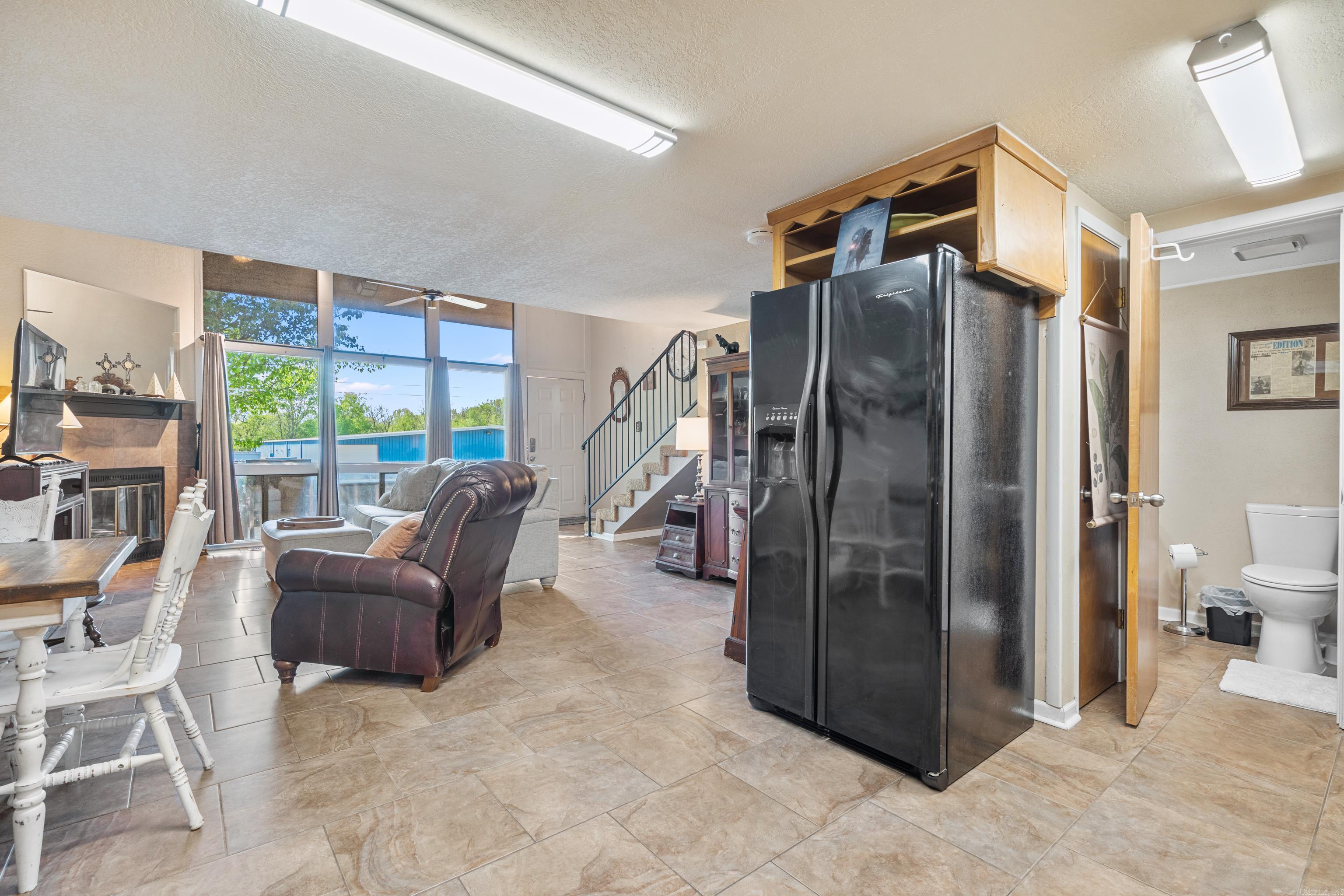 VILLA WEST HPR - Residential