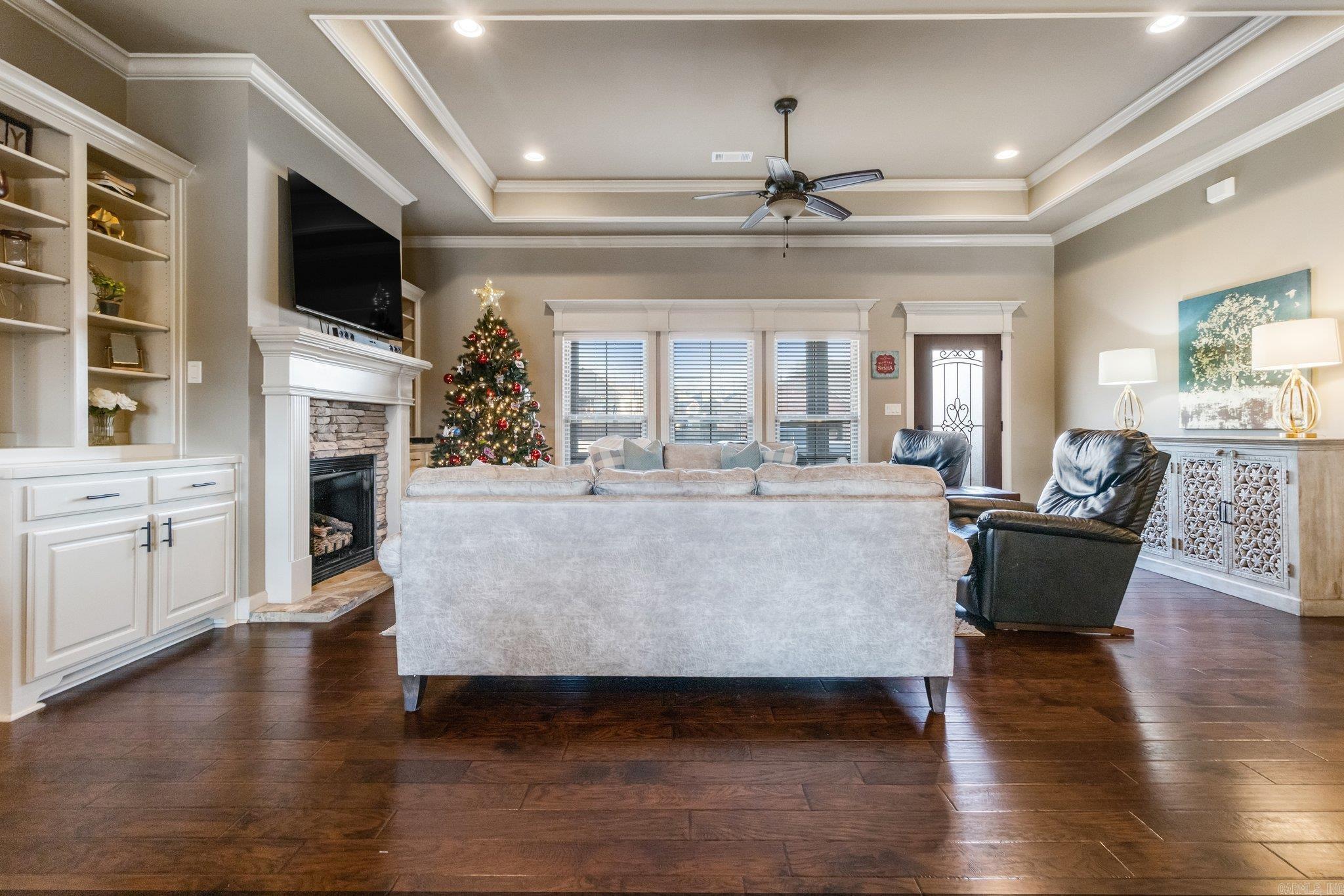 COLDWATER CREEK - Residential