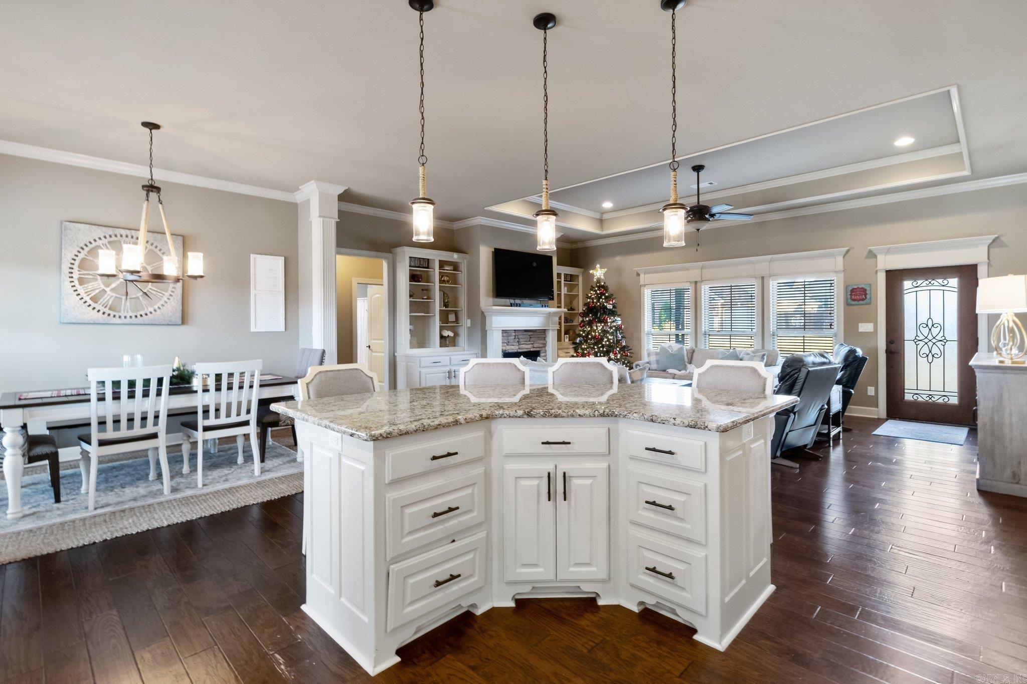 COLDWATER CREEK - Residential