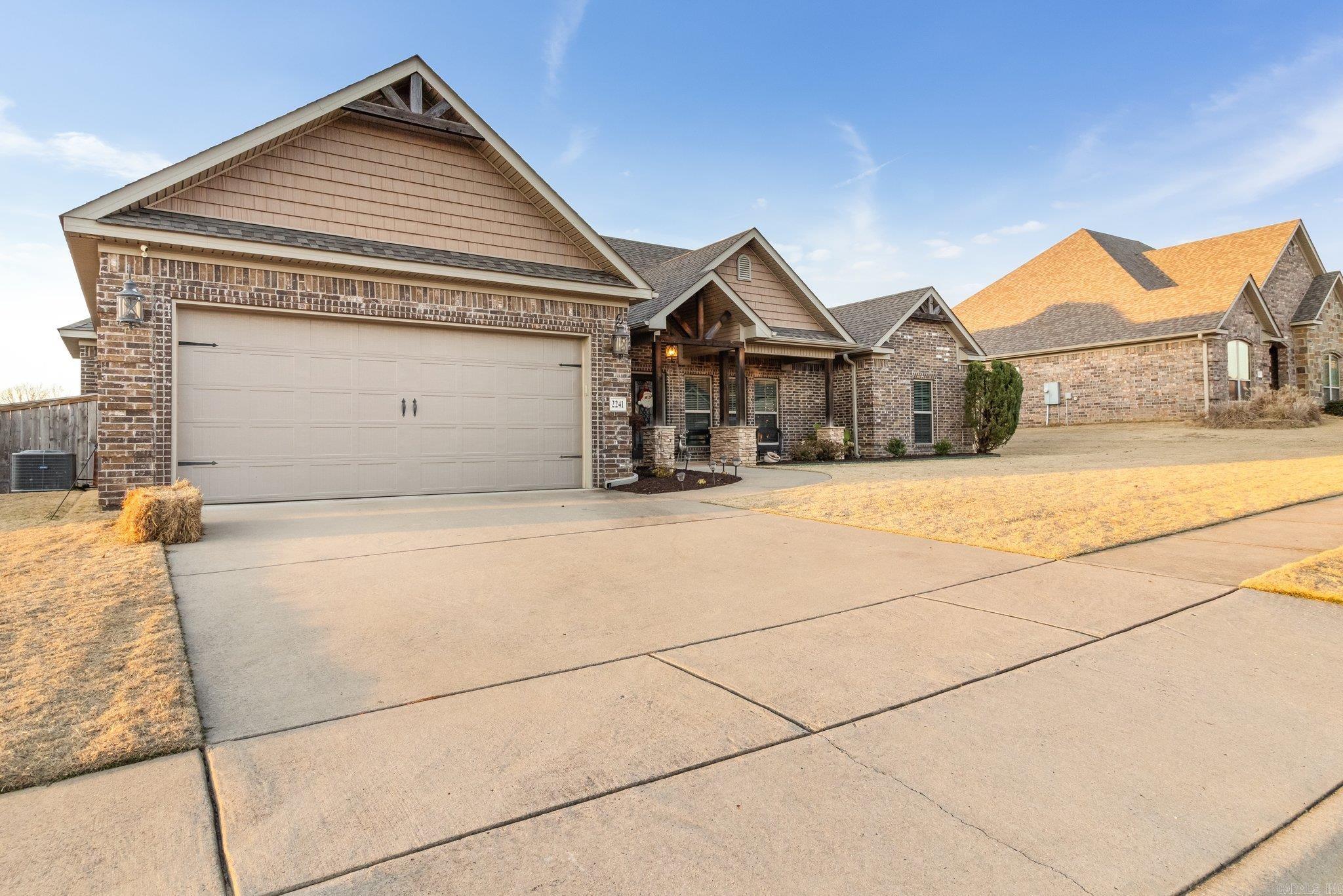 COLDWATER CREEK - Residential