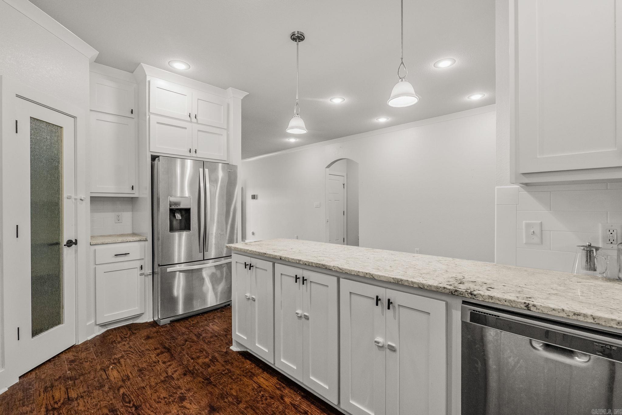 JEWELS ESTATES - Residential