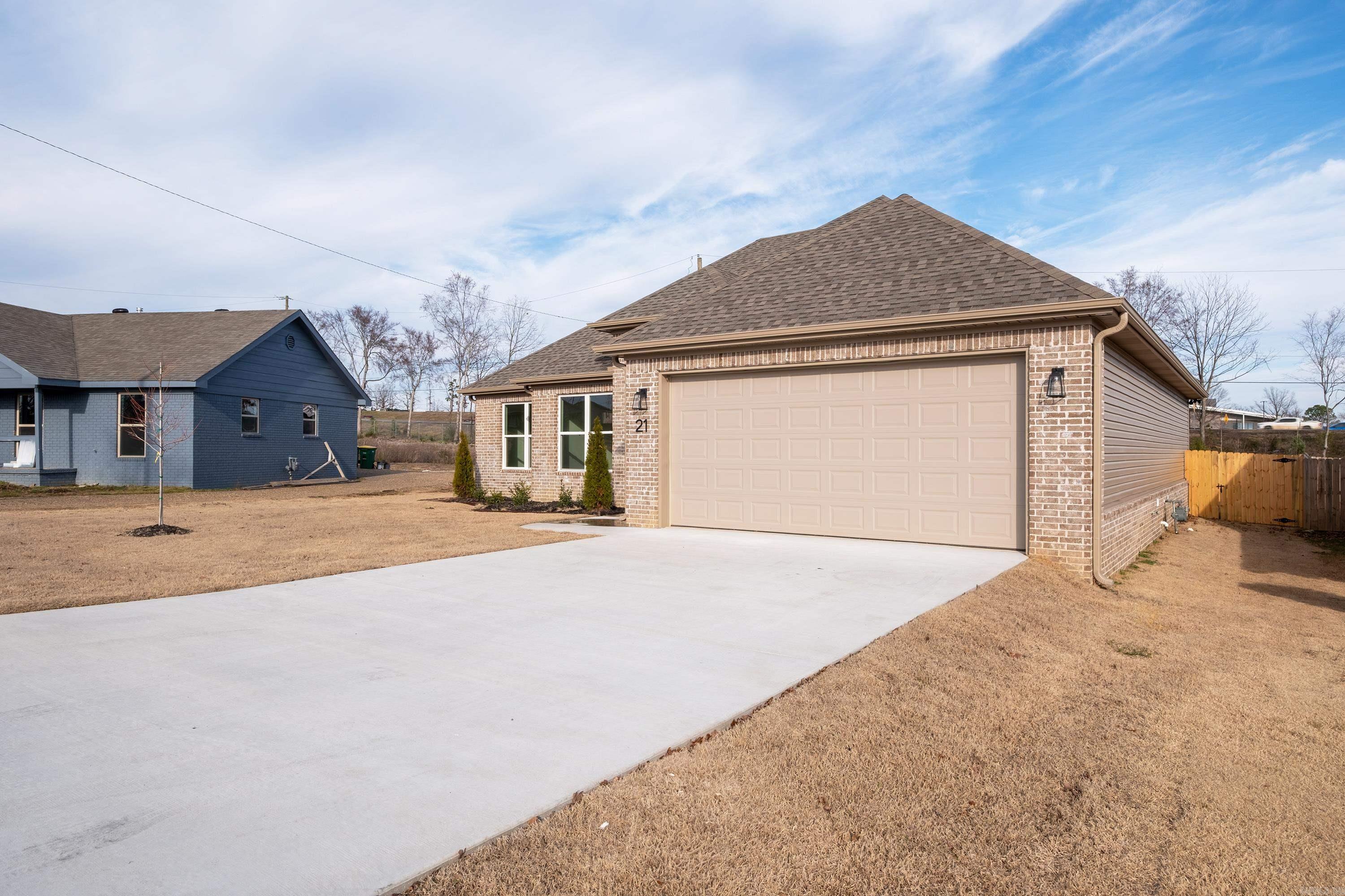 WALNUT VALLEY - Residential