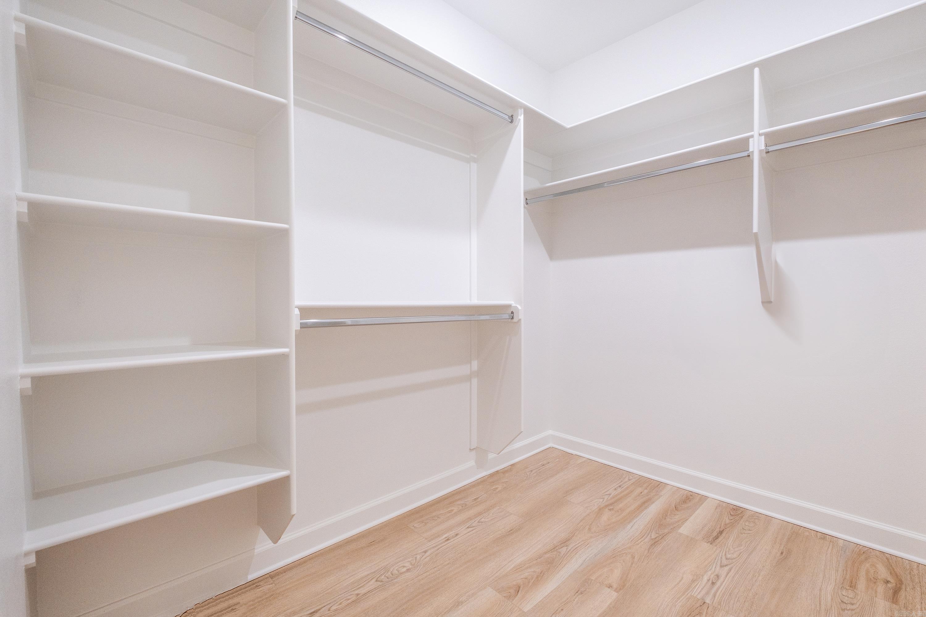 WALNUT VALLEY - Residential