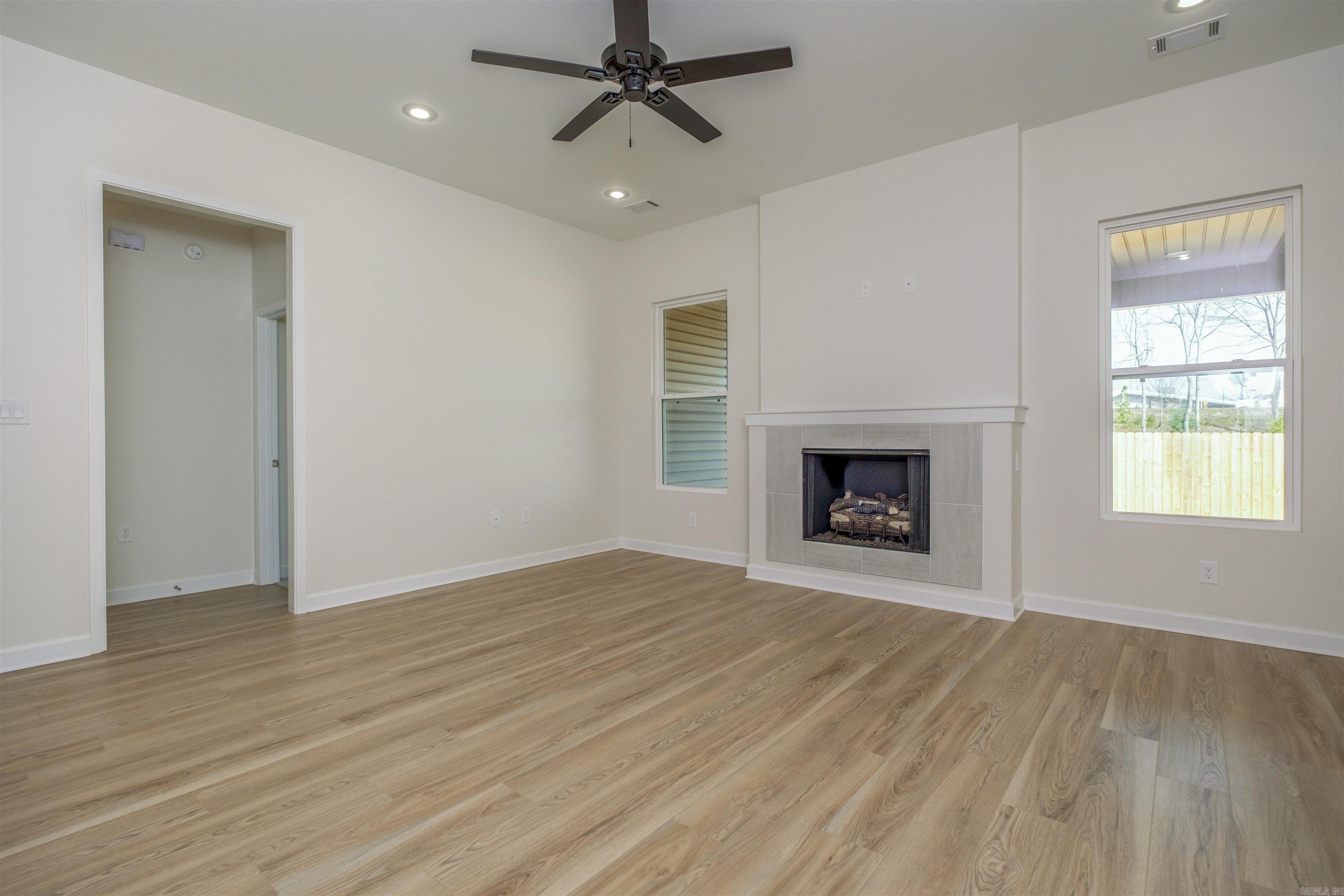 WALNUT VALLEY - Residential