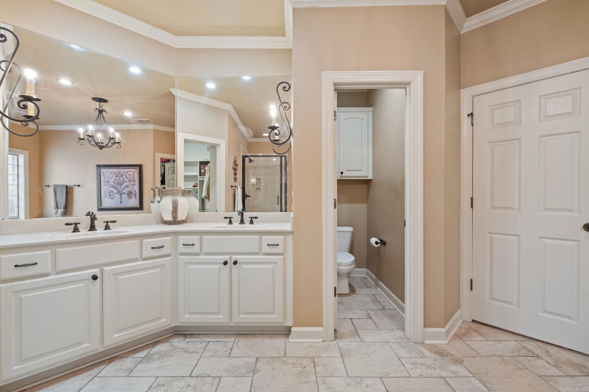 MILLERS CROSSING - Residential