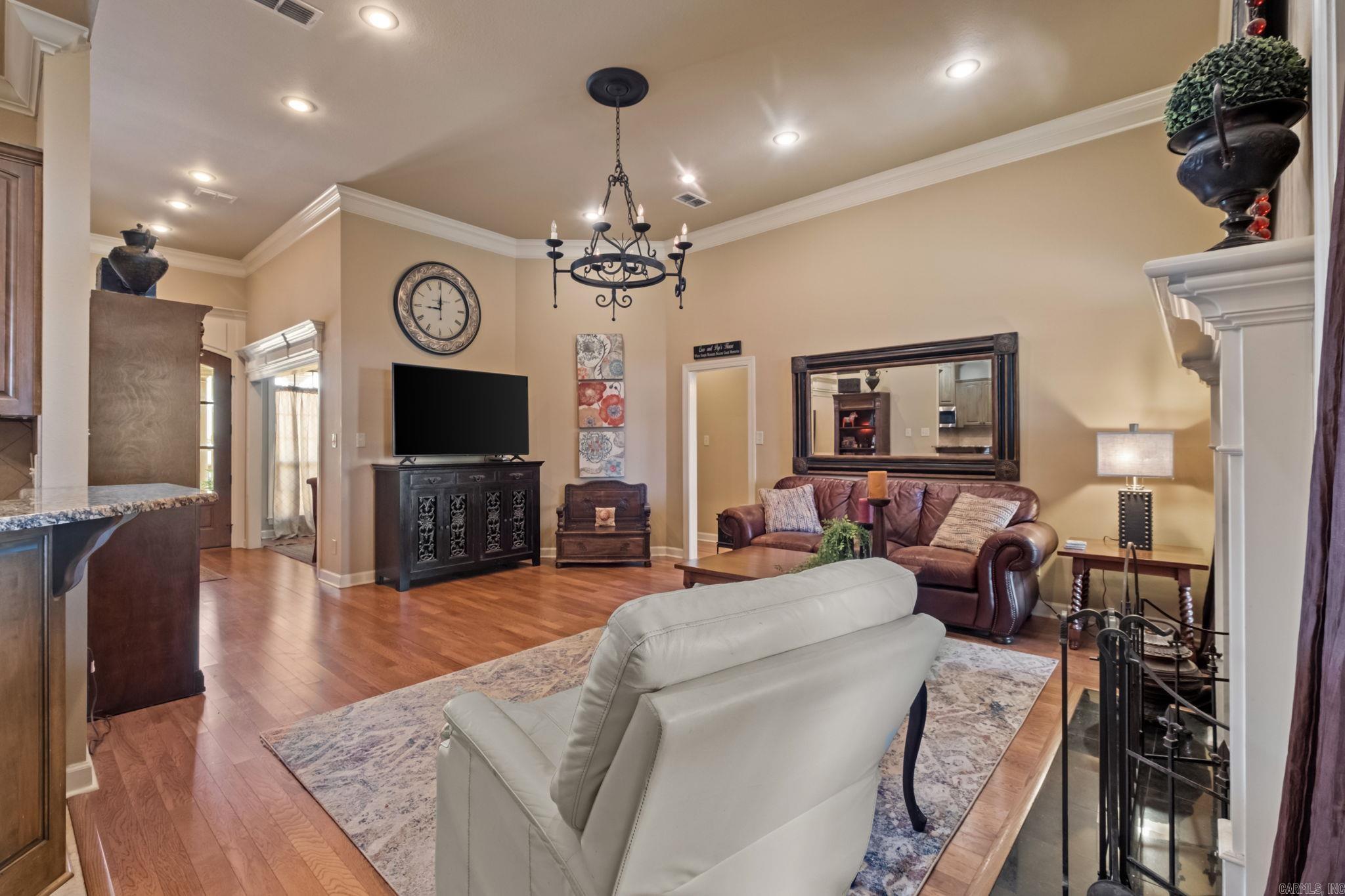 MILLERS CROSSING - Residential