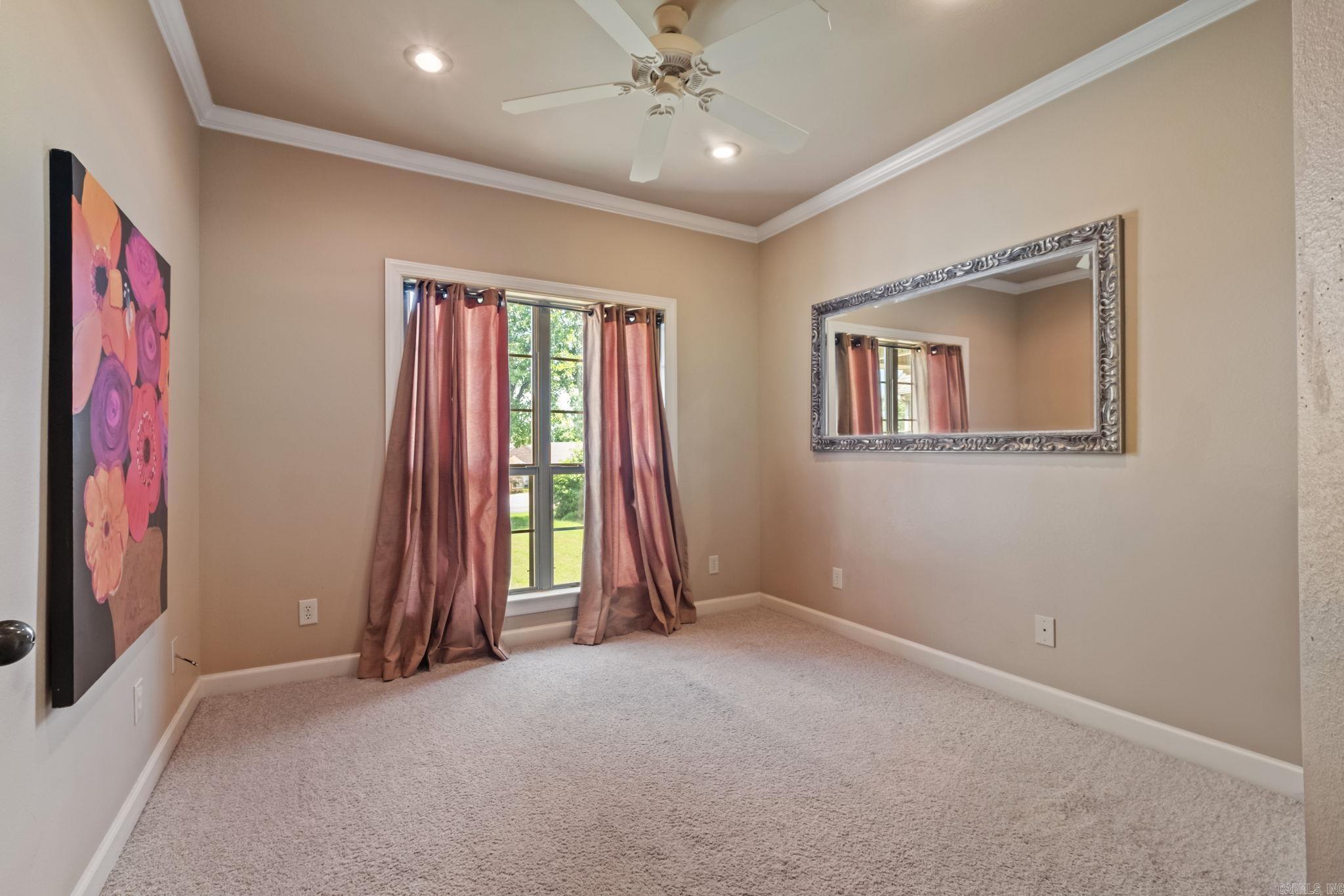 MILLERS CROSSING - Residential