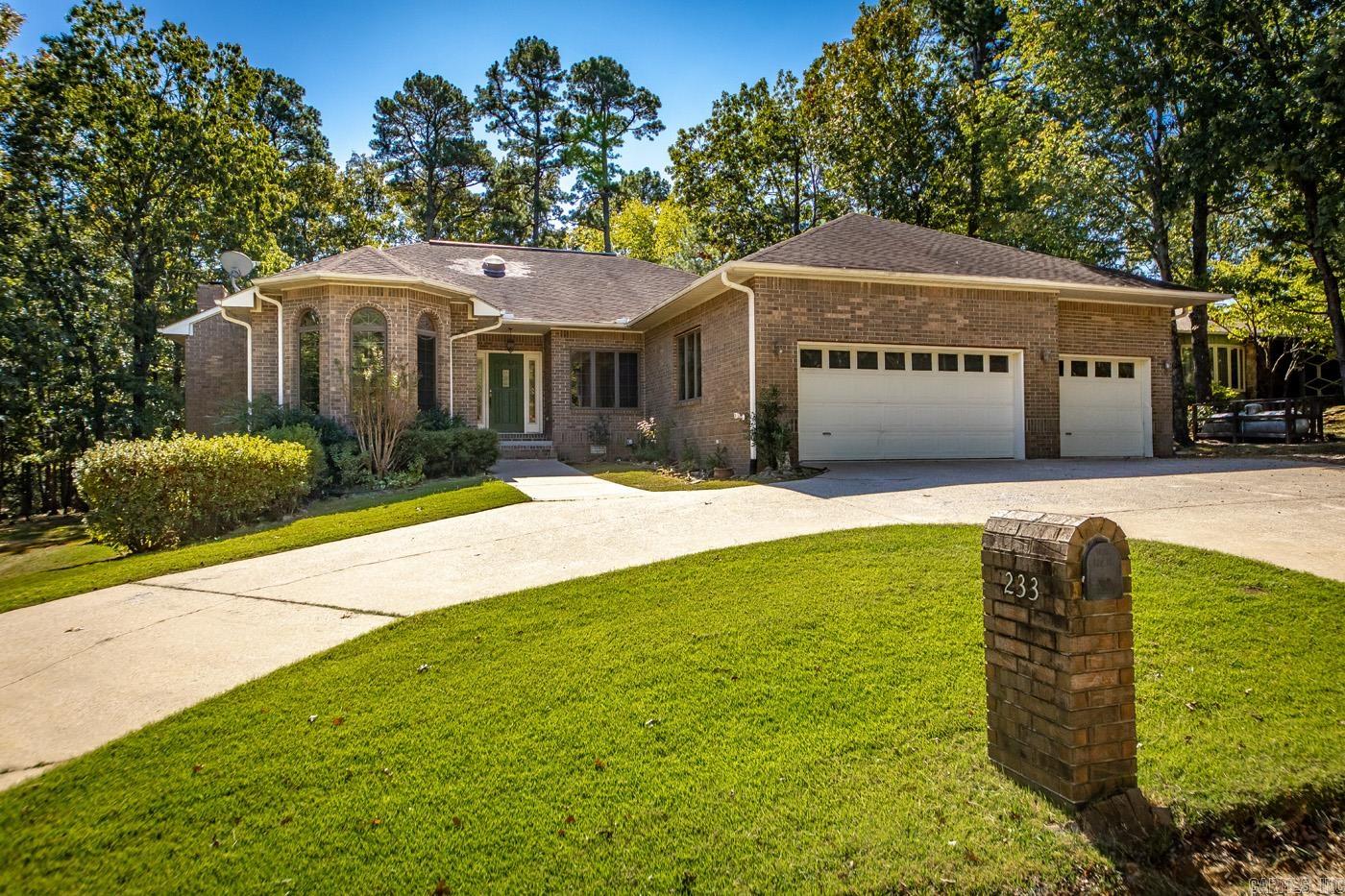 INDIAN HILLS - Residential