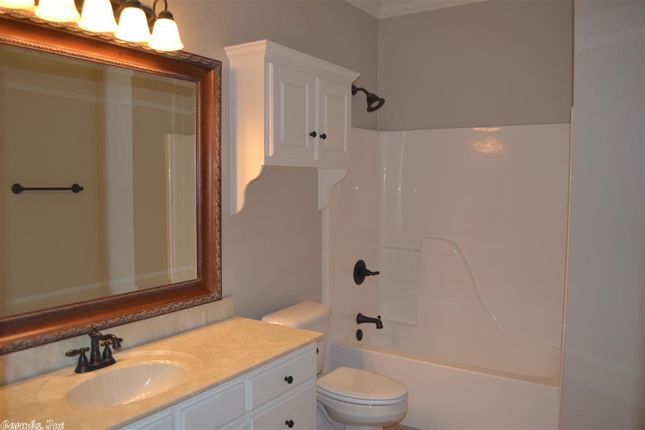 SHADOW CREEK - Residential