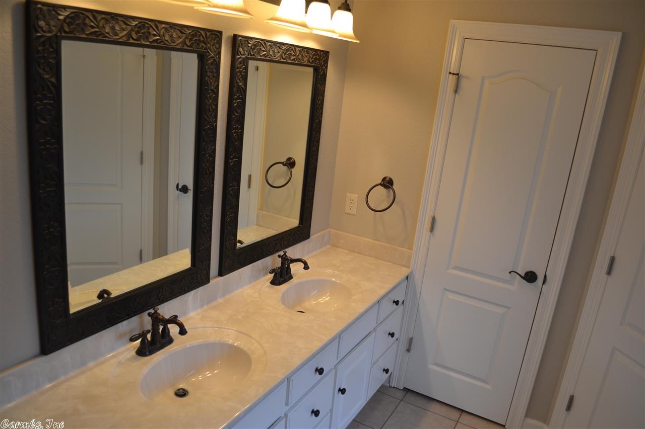 SHADOW CREEK - Residential