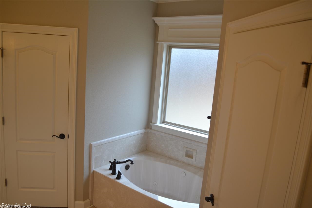 SHADOW CREEK - Residential