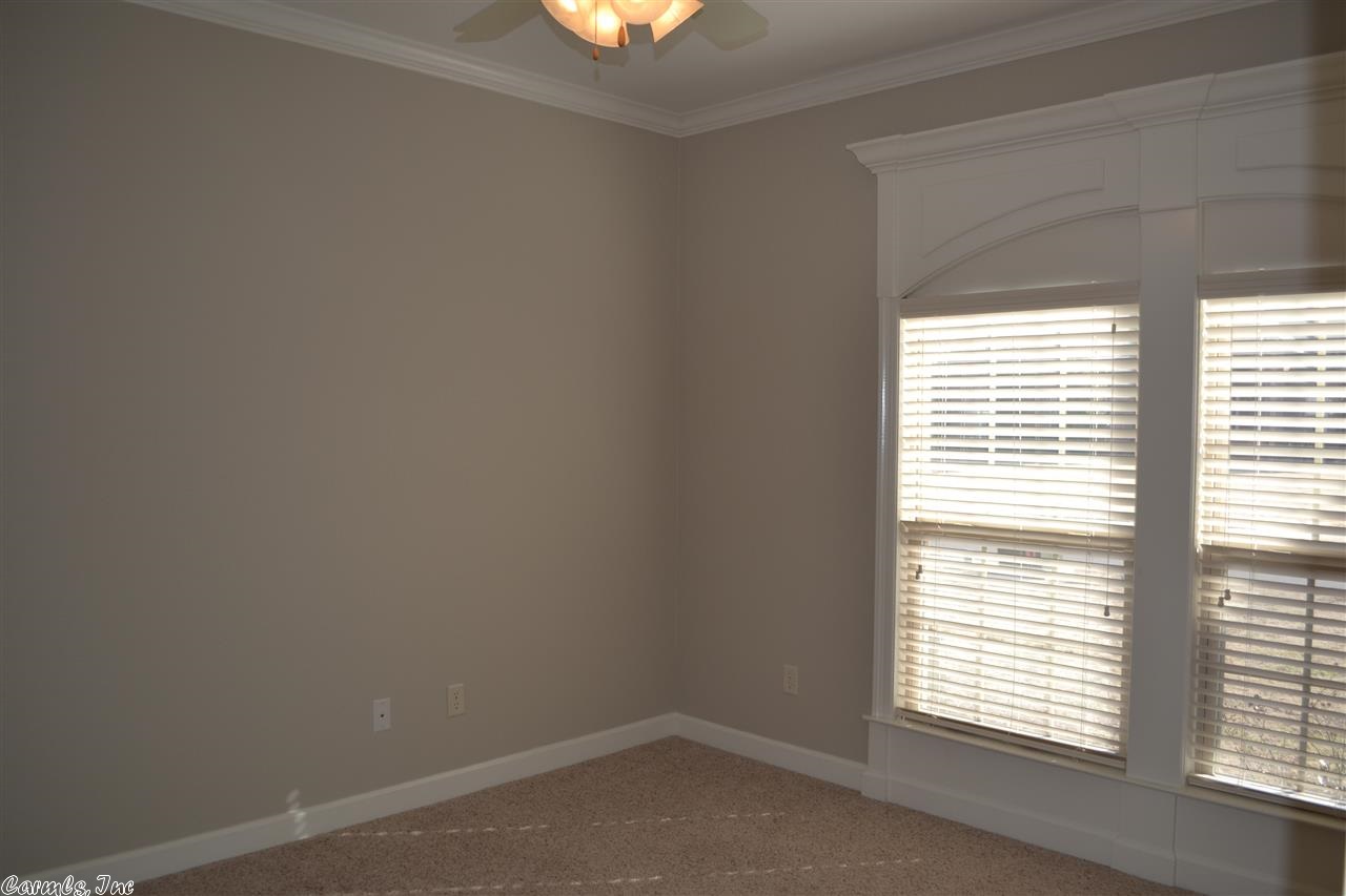 SHADOW CREEK - Residential