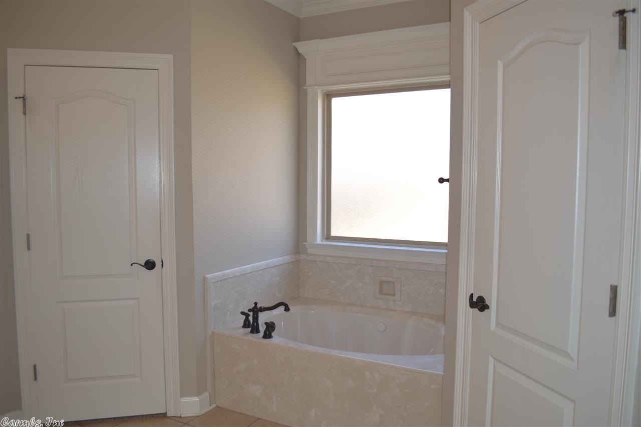 SHADOW CREEK - Residential