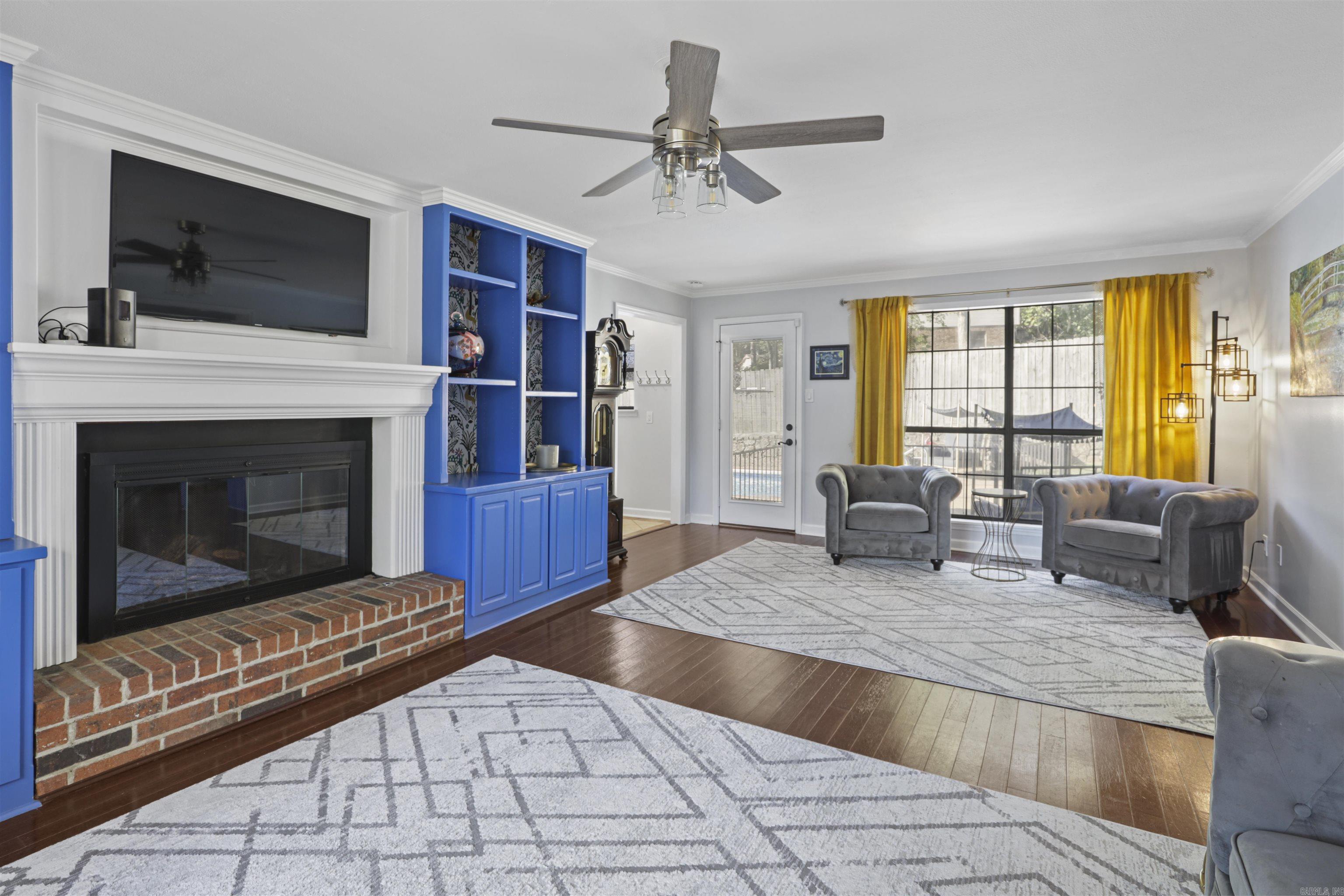 MARLOWE MANOR - Residential