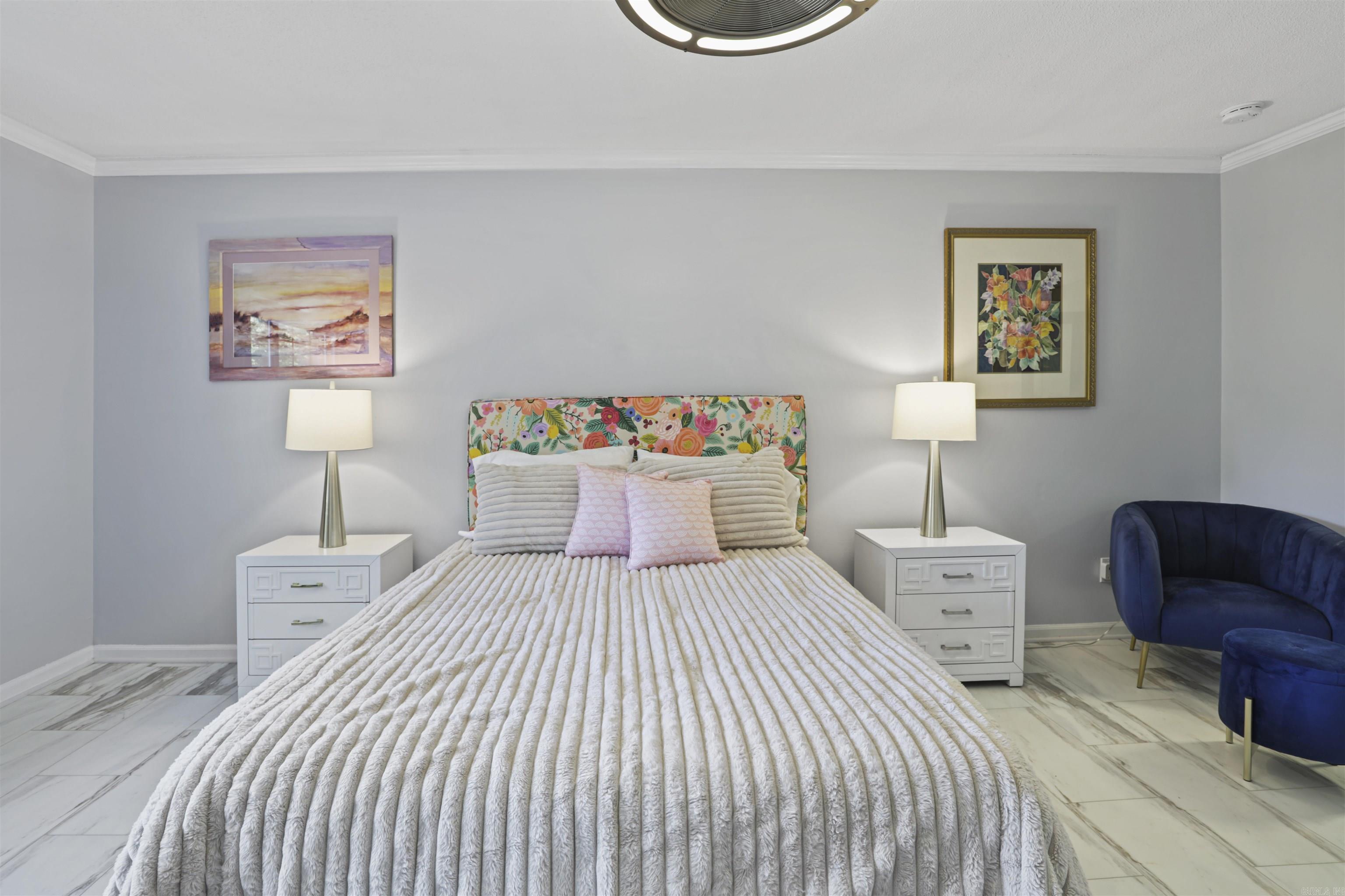 MARLOWE MANOR - Residential