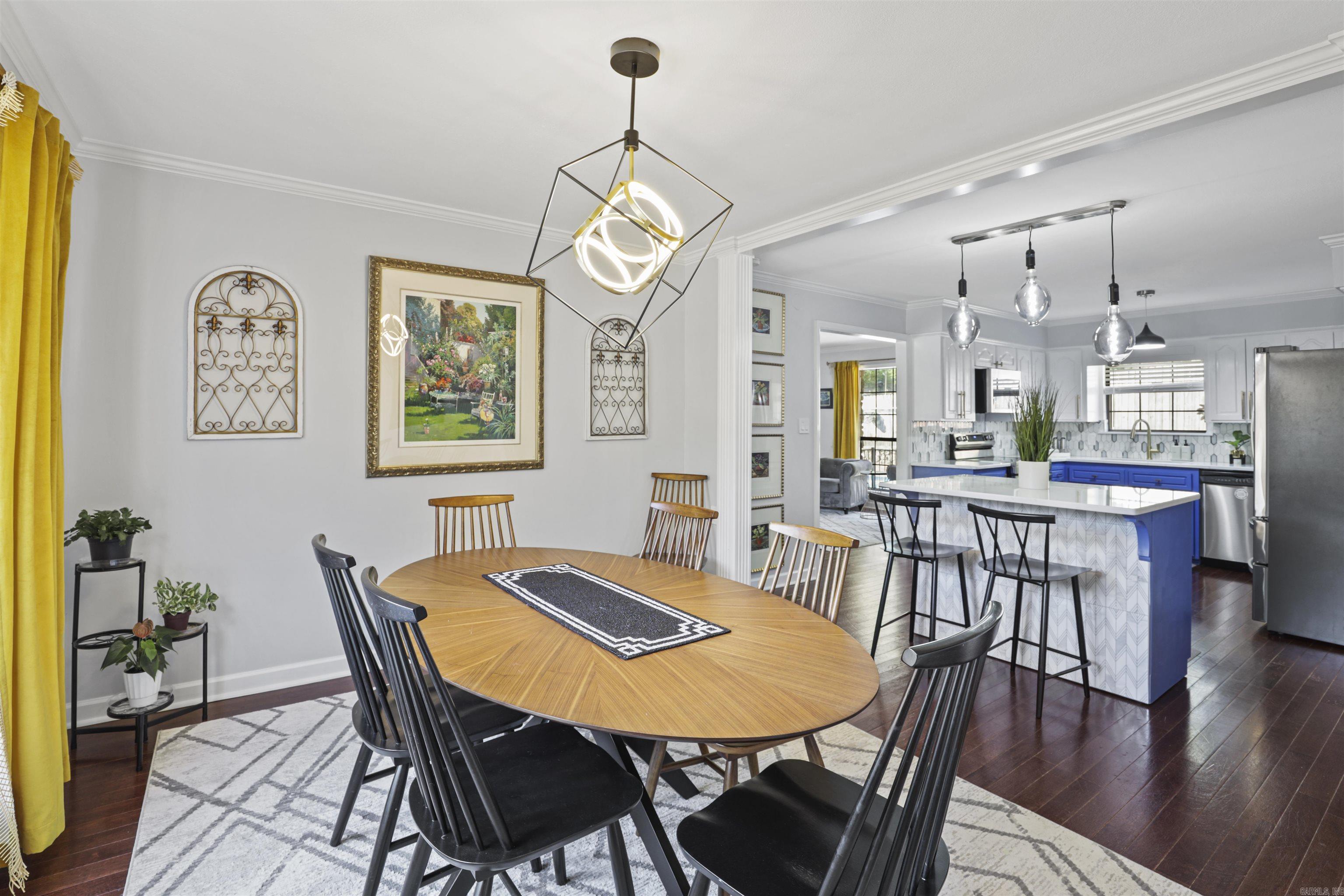 MARLOWE MANOR - Residential