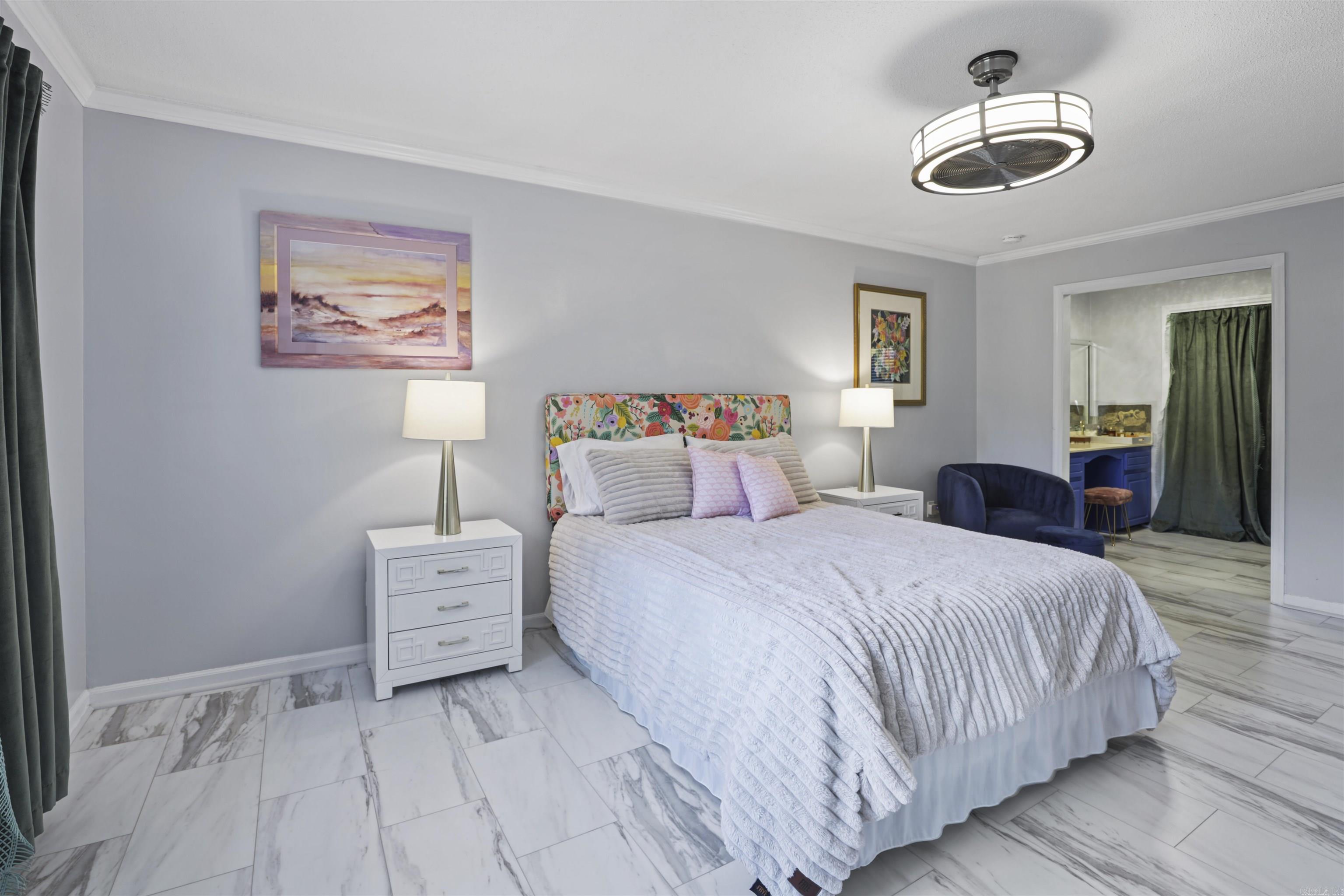 MARLOWE MANOR - Residential