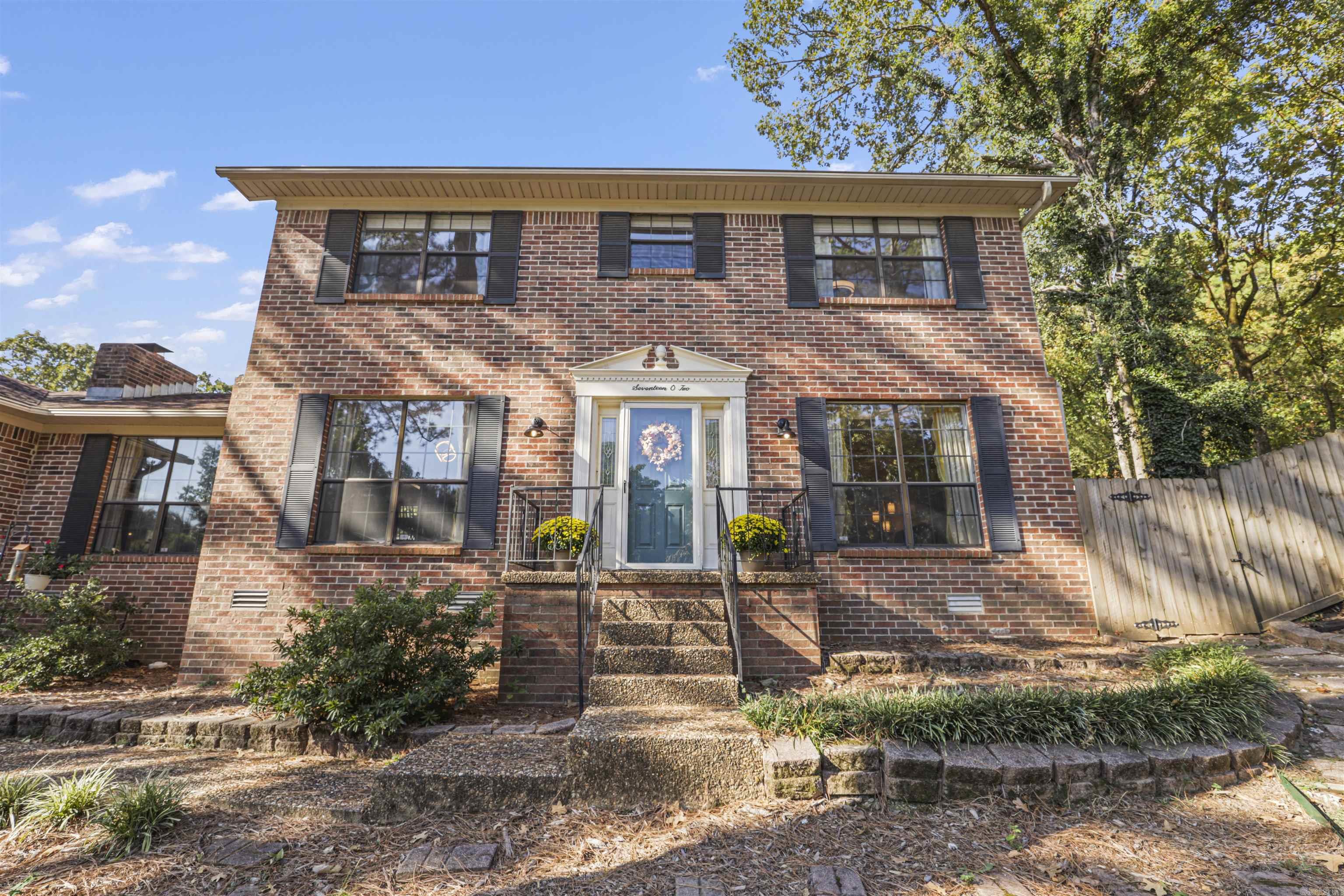 MARLOWE MANOR - Residential