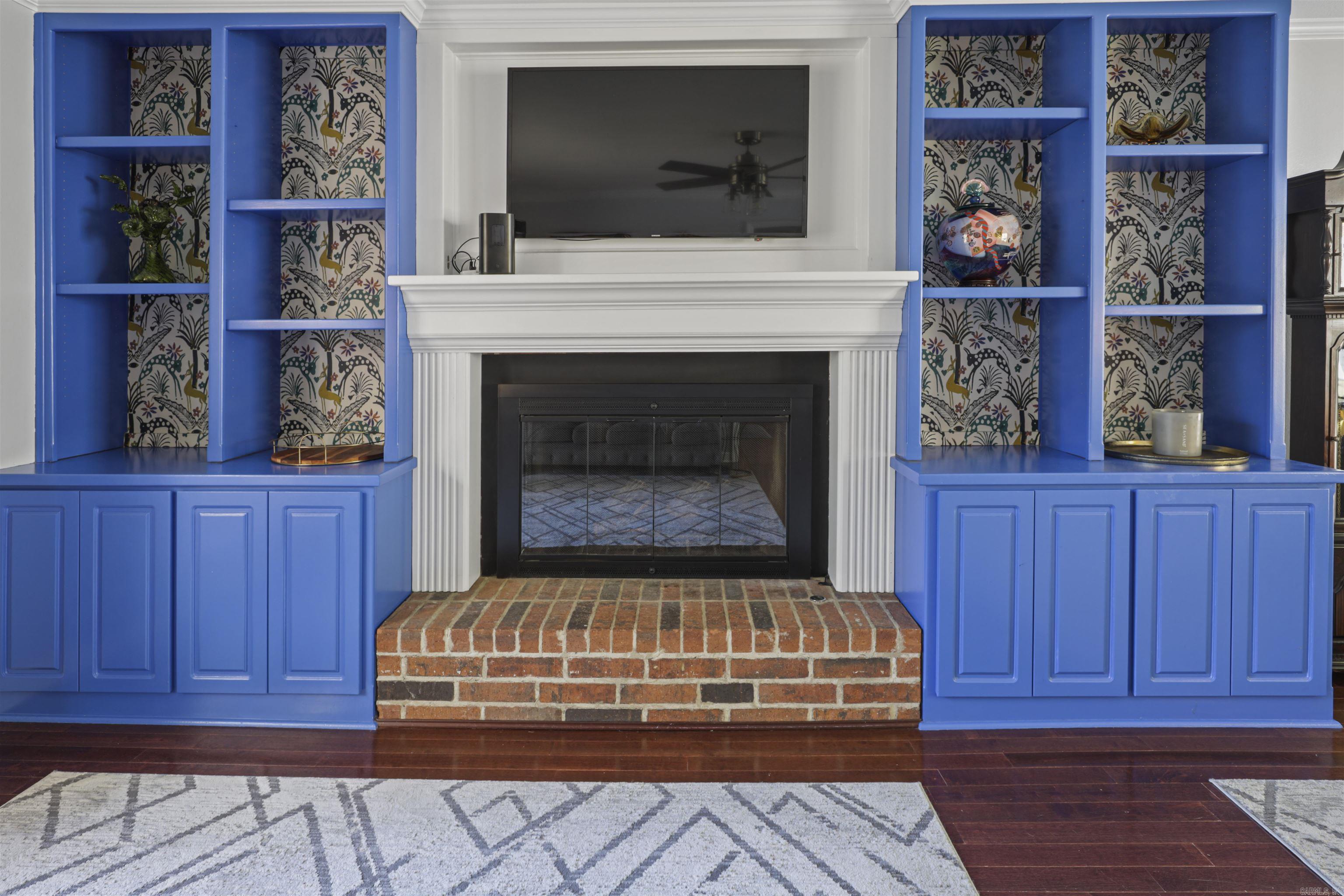 MARLOWE MANOR - Residential