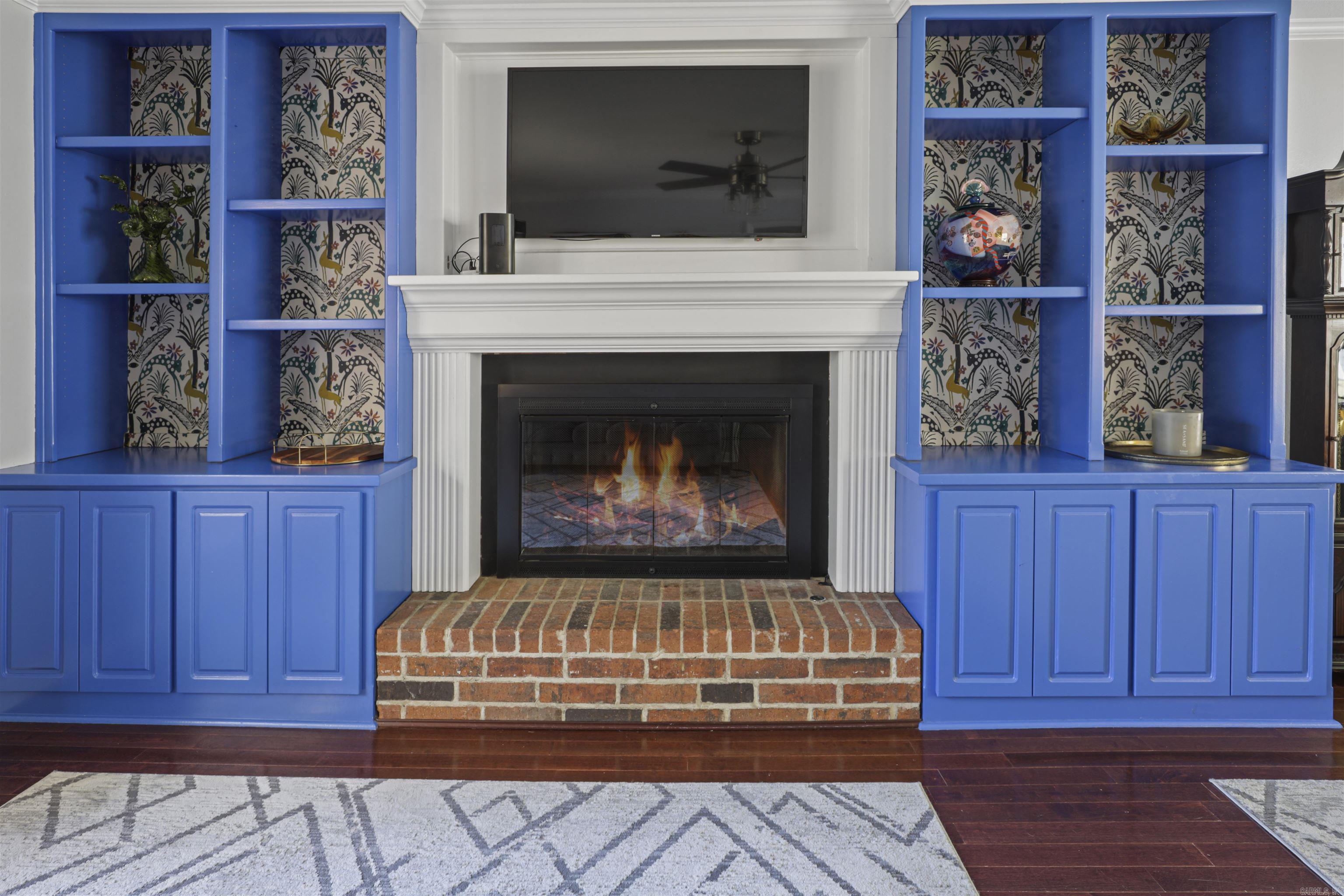 MARLOWE MANOR - Residential