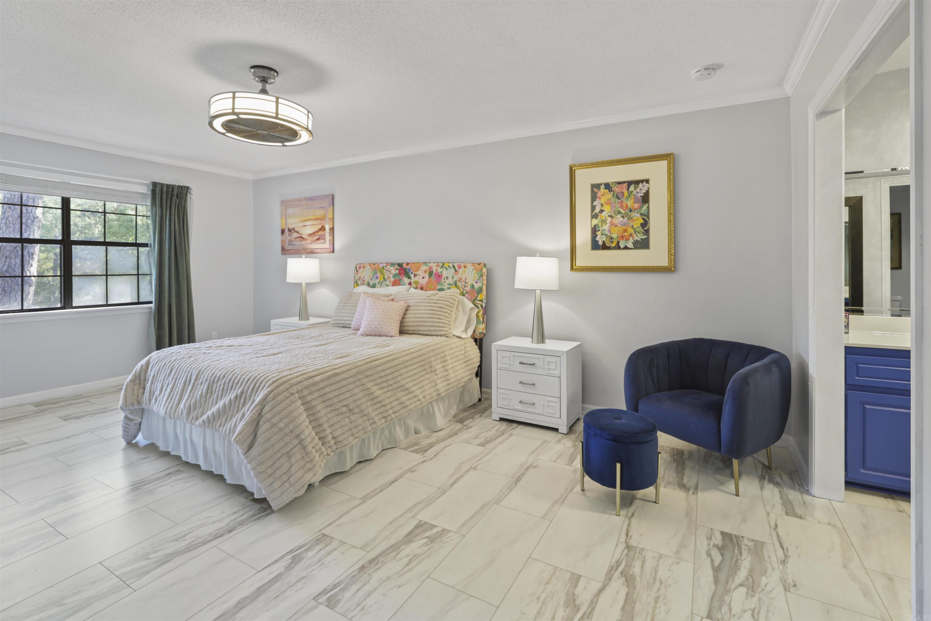 MARLOWE MANOR - Residential