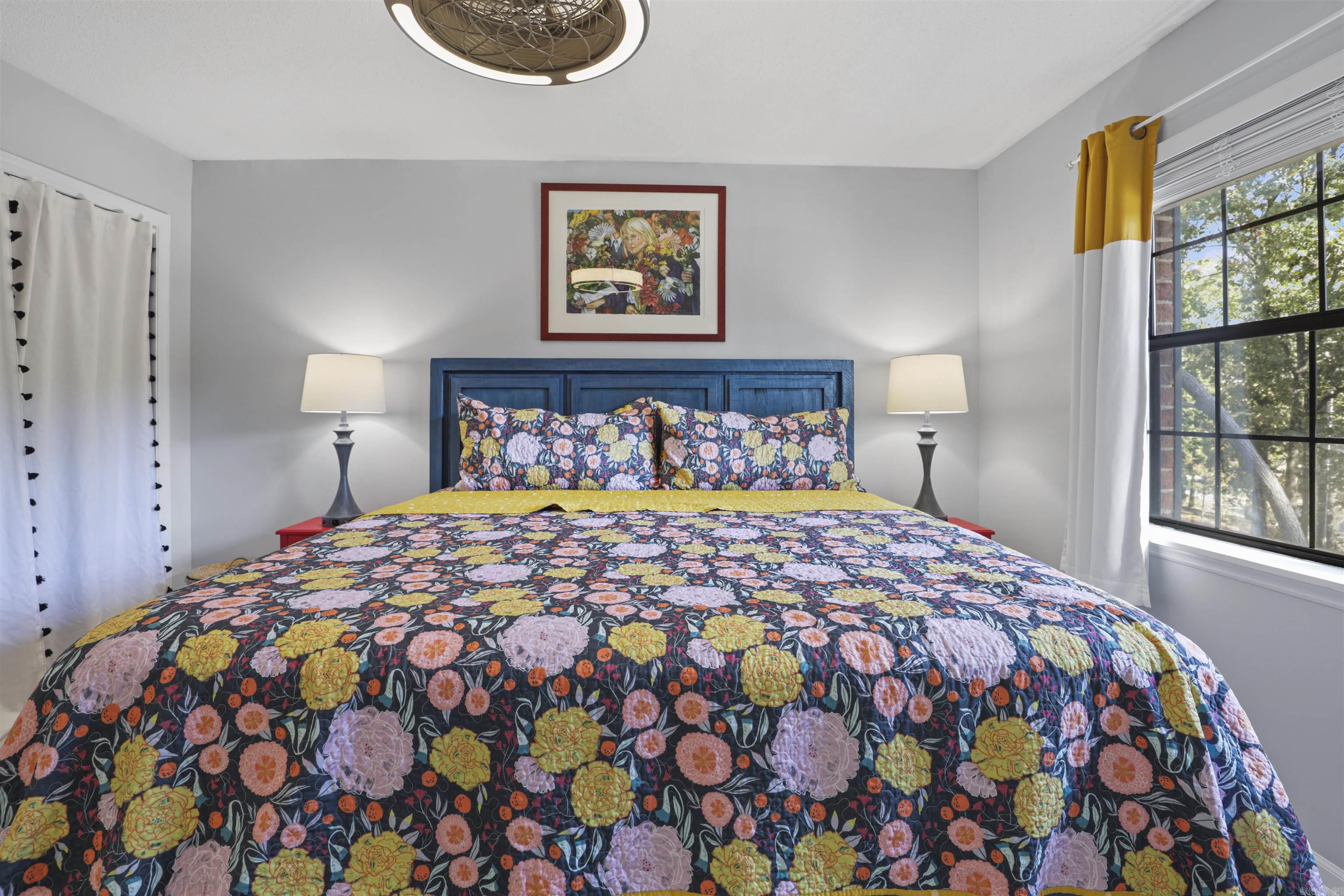 MARLOWE MANOR - Residential